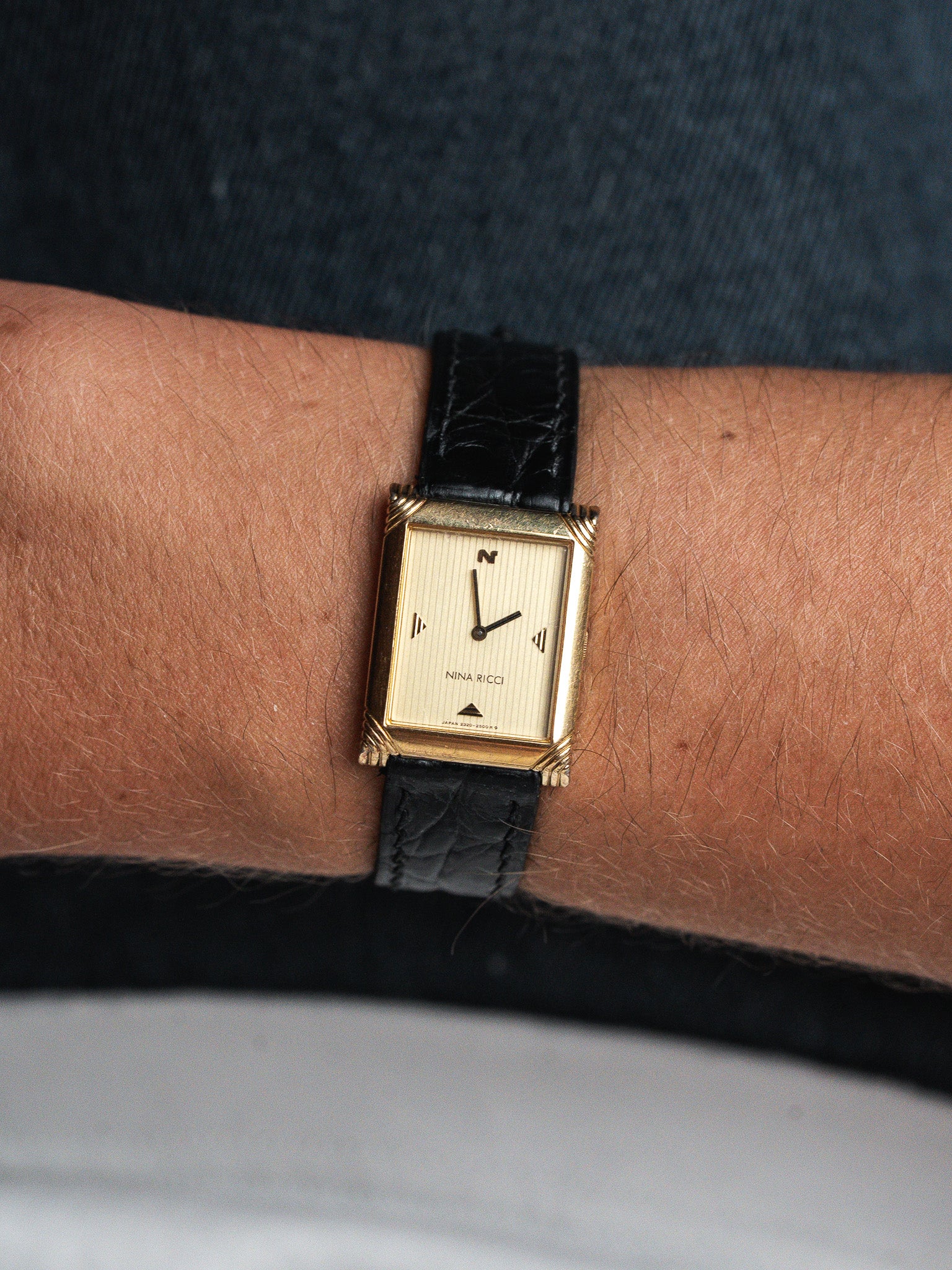 Nina Ricci Tank Watch 2320-6240 Gold-Plated — Striated Golden Dial (1991)