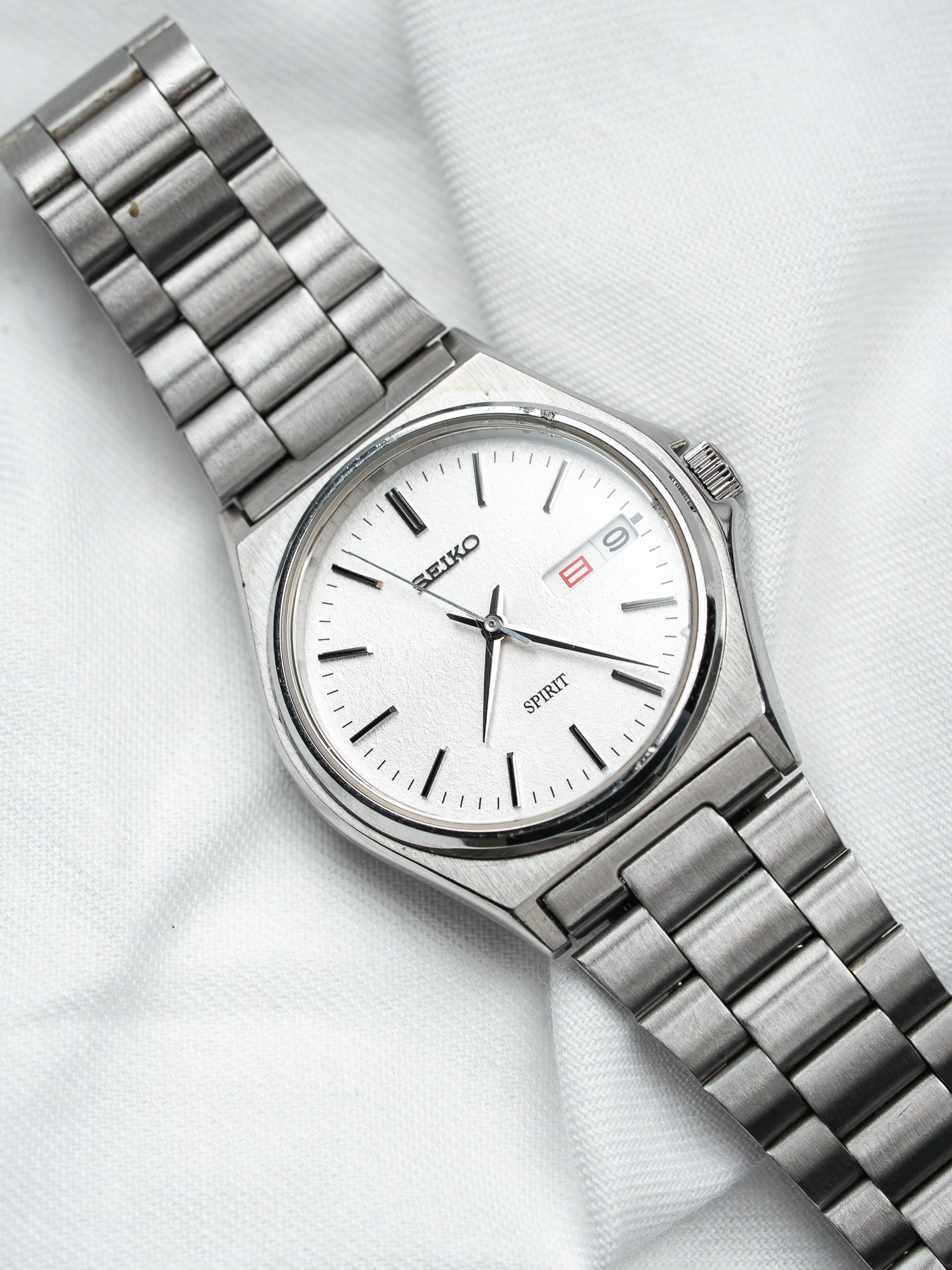 Seiko Spirit 7N43-7180 Acier — Cadran Blanc Sablé Jour Kanji (1998)