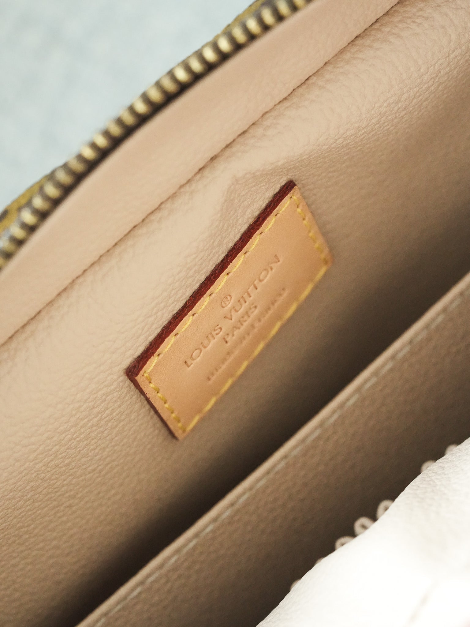 Louis Vuitton Trousse de Toilette 23 Toile Monogram Vintage