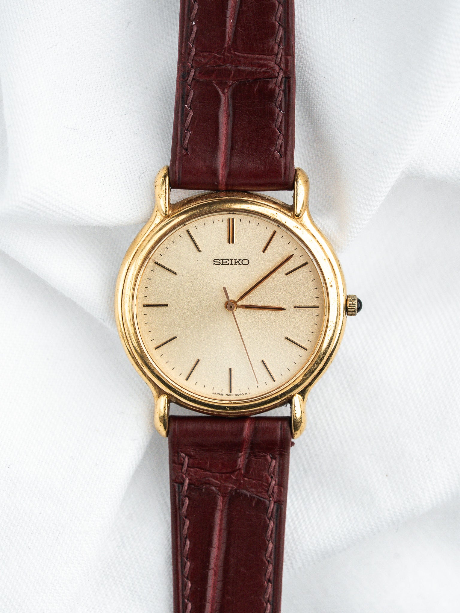 Seiko 7N01-6030 Ronde Plaqué Or — Cadran Or Sablé (2001)