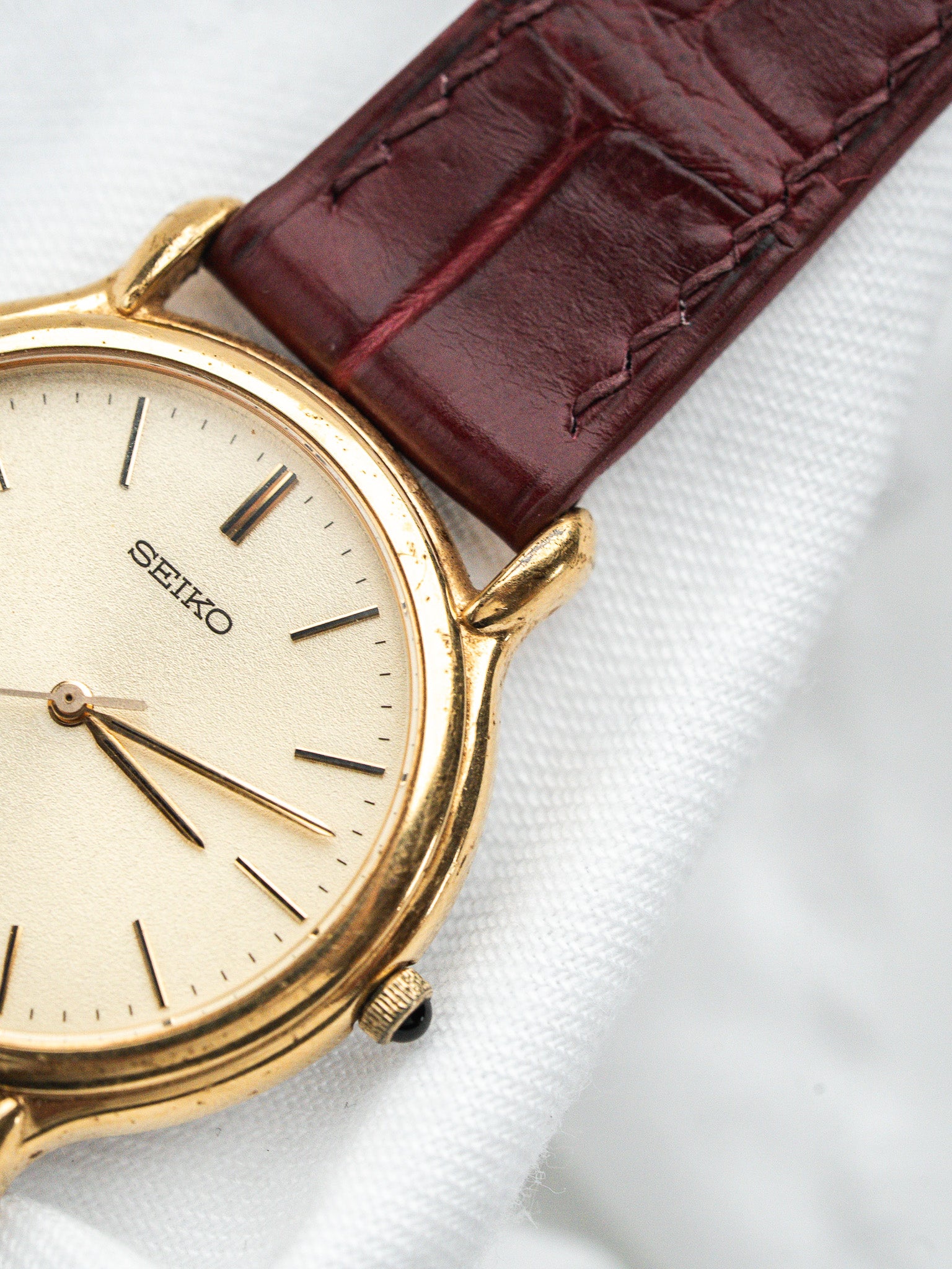 Seiko 7N01-6030 Ronde Plaqué Or — Cadran Or Sablé (2001)