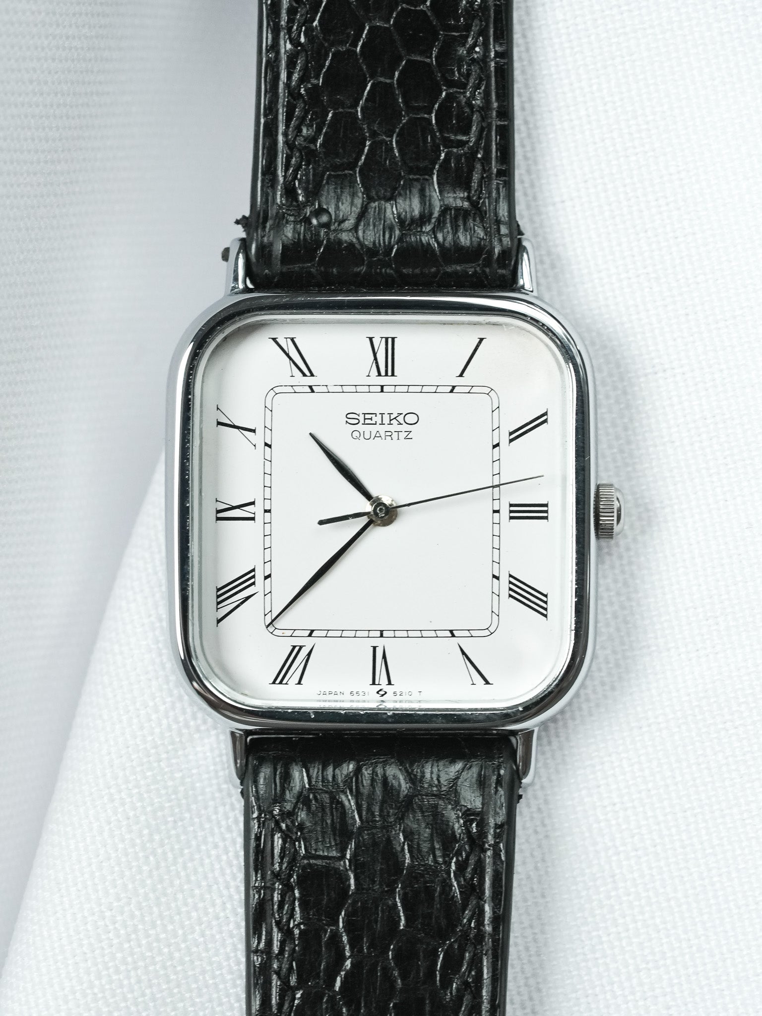 Montre Seiko Vintage - Tank Carrée Acier Romain (1984)