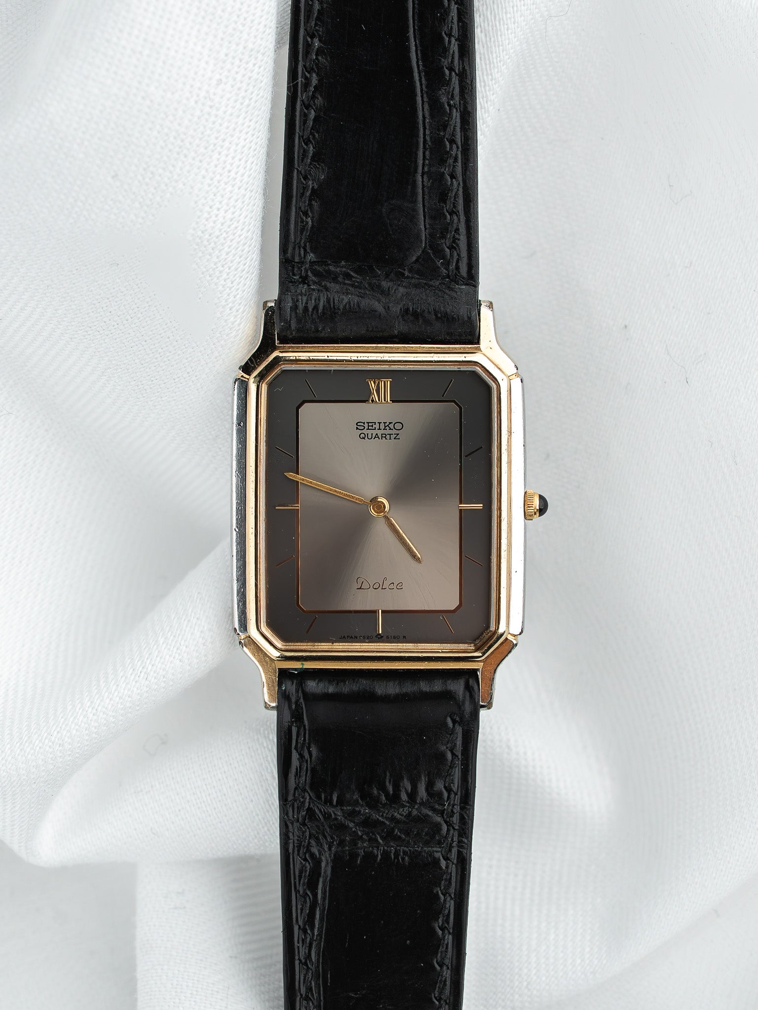 Montre Seiko Dolce 9520-5140 — Extra-plate Plaqué Or Bi-ton (1984)