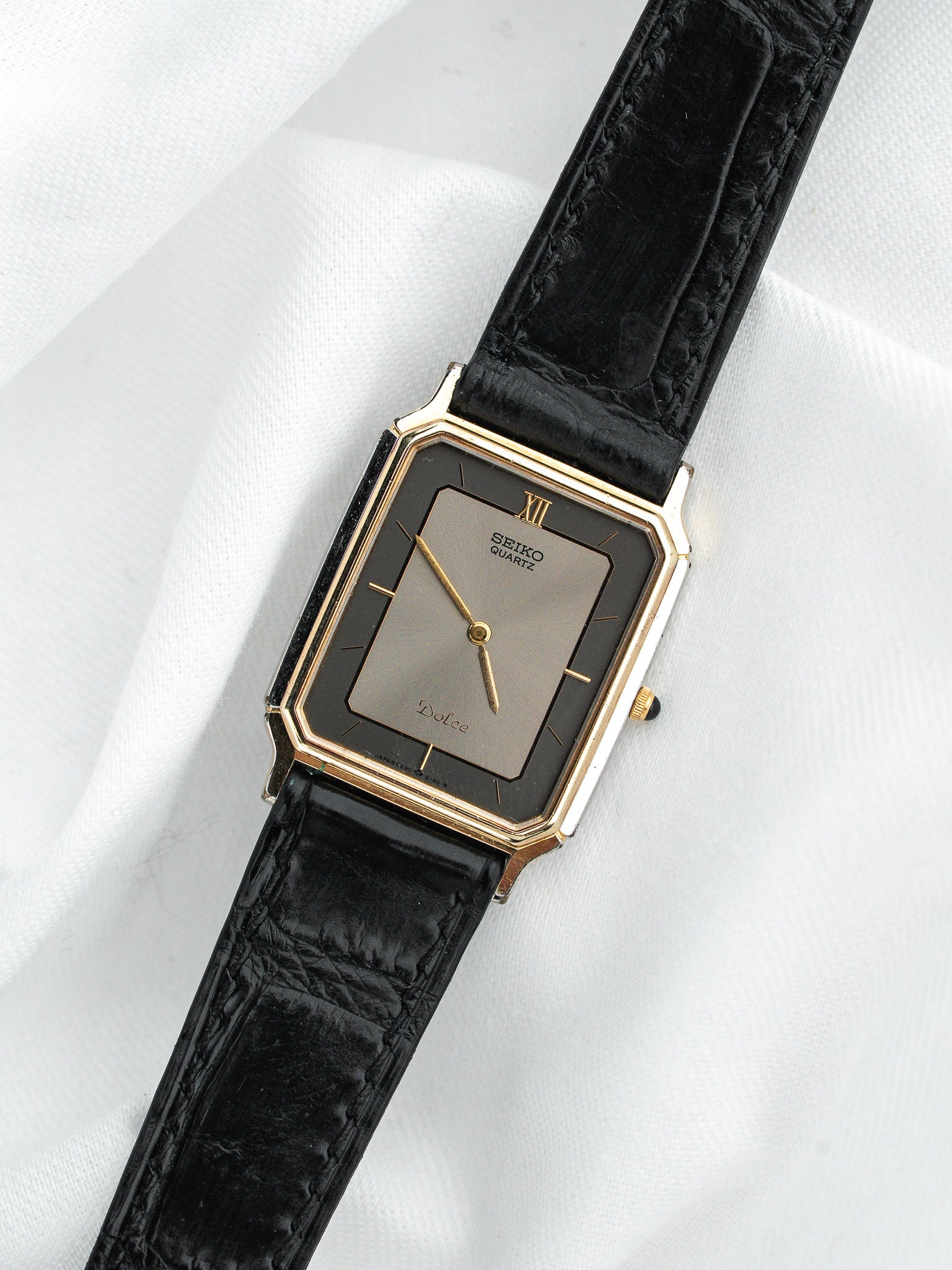 Montre Seiko Dolce 9520-5140 — Extra-plate Plaqué Or Bi-ton (1984)
