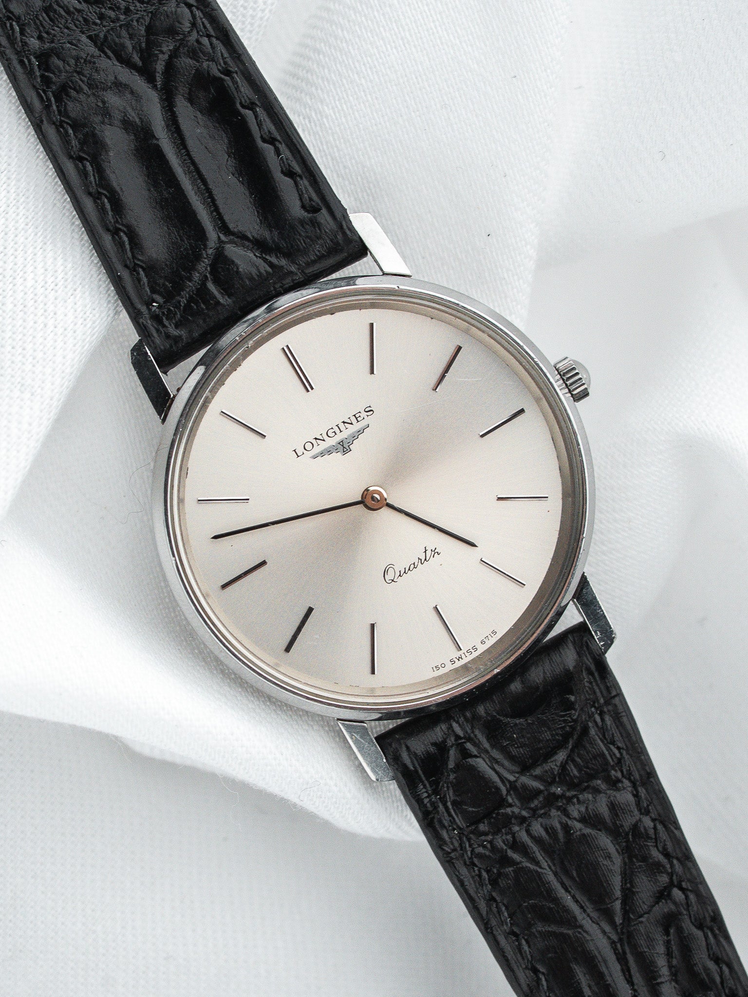 Longines Quartz Watch 精钢 — 银色太阳纹表盘 镶贴时标 (1980s)