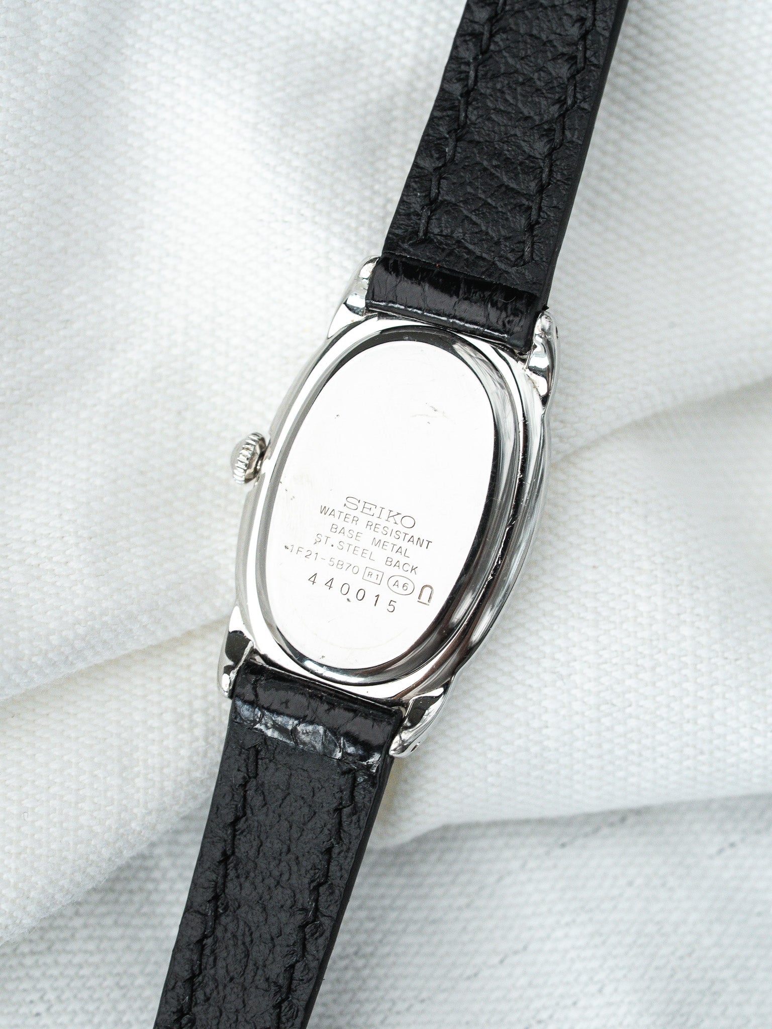 Montre Seiko Vintage - Baignoire Acier Cuir Noir 1F21-5B70 (2004) - Atelier Victor