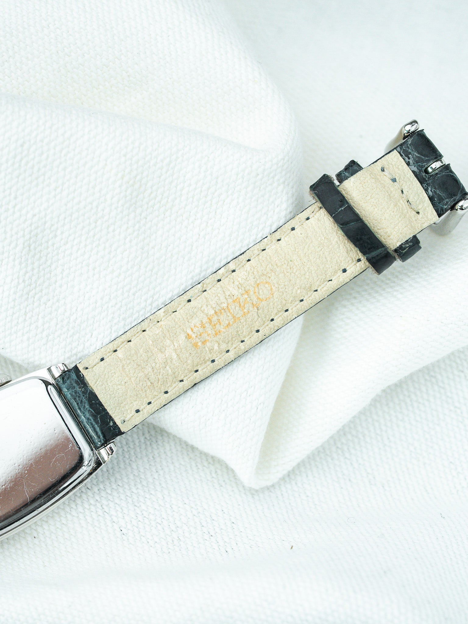 Montre Seiko Vintage - Tonneau Dual Time Acier Bleu (1996) - Atelier Victor