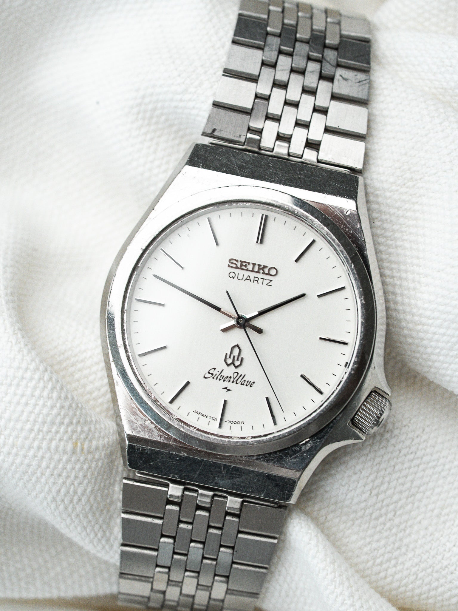 Montre Seiko SilverWave Quartz Vintage 7121-7000 — Cadran Argent (1978)