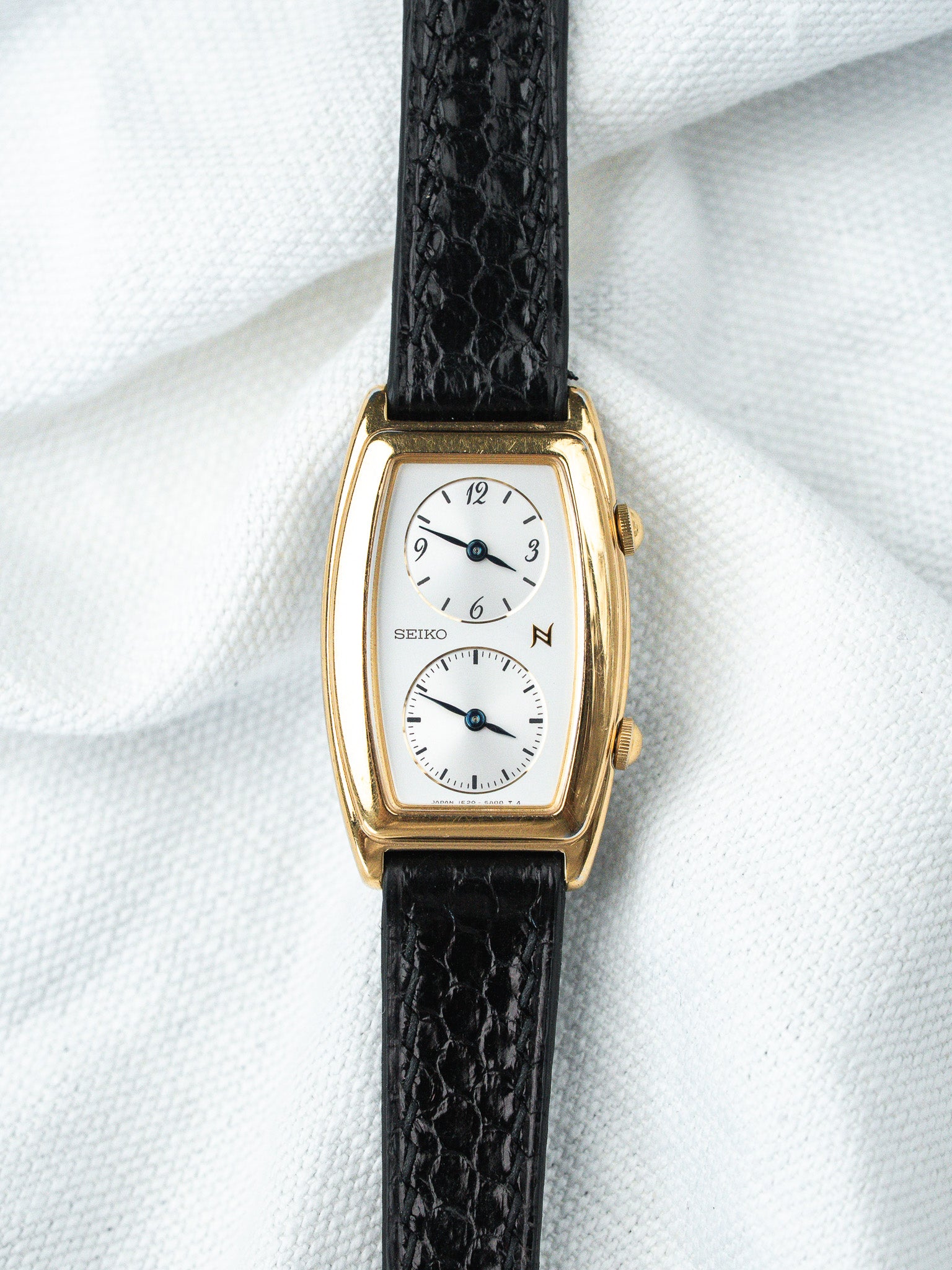 Montre Seiko Dual Time Vintage Or — Double Affichage Tonneau Cuir Noir (2005)