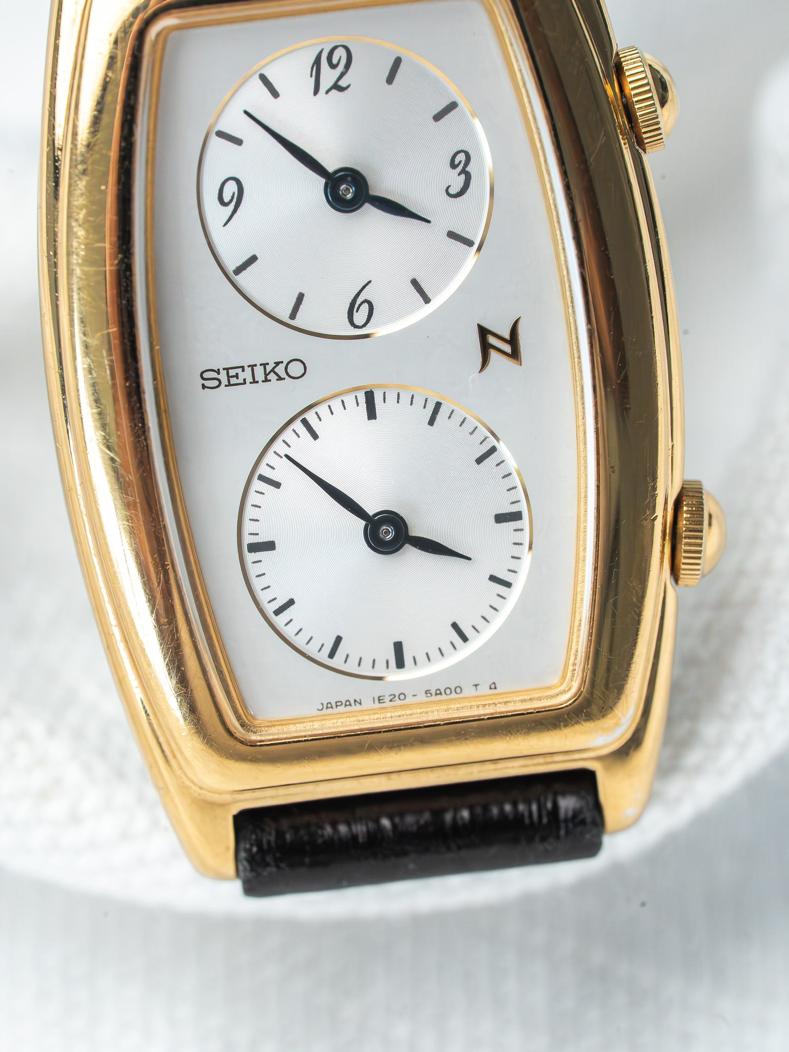 Montre Seiko Dual Time Vintage Or — Double Affichage Tonneau Cuir Noir (2005)
