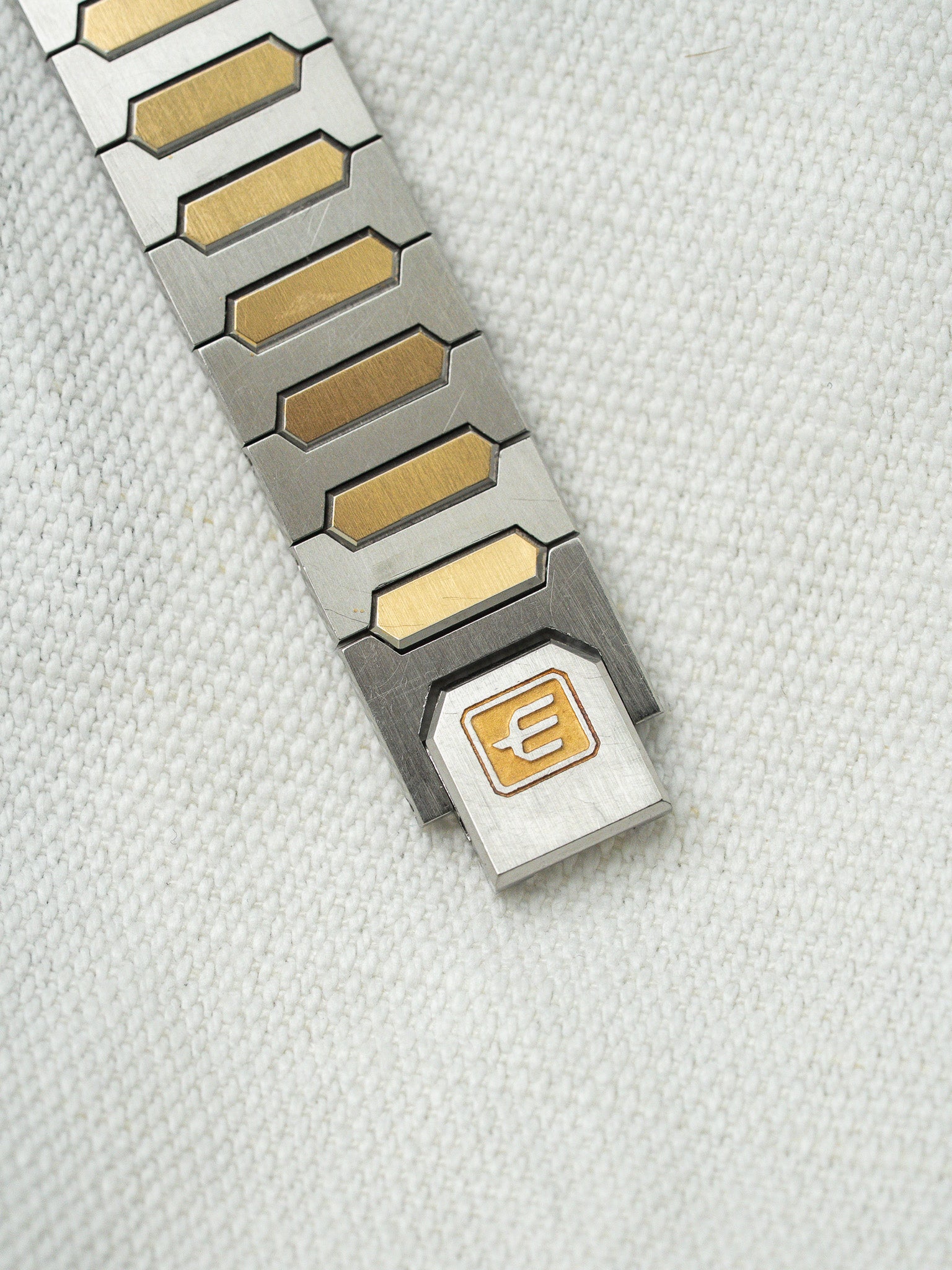 Vintage Citizen Exceed Steel Watch — Guilloché Gold Dial (1981)