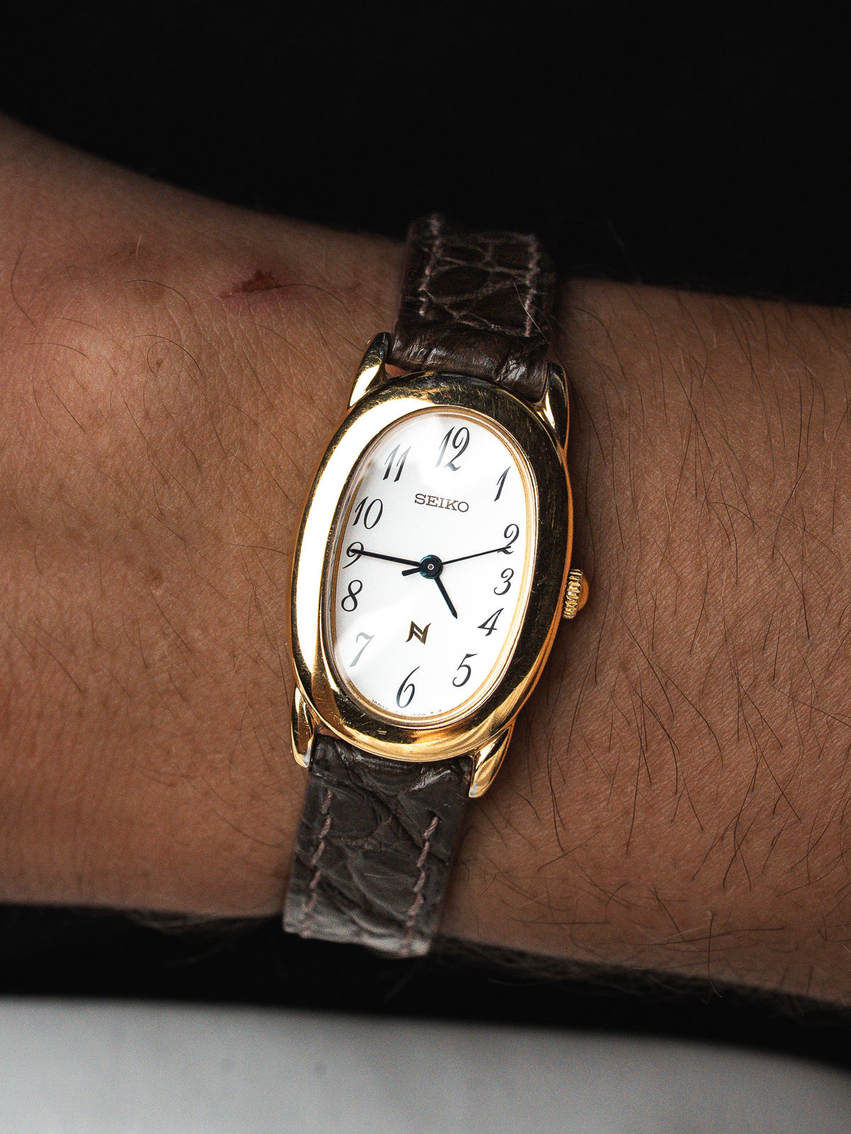 Cadran blanc à chiffres Breguet - Montre Seiko Noie 1F21-5B70 - Atelier Victor