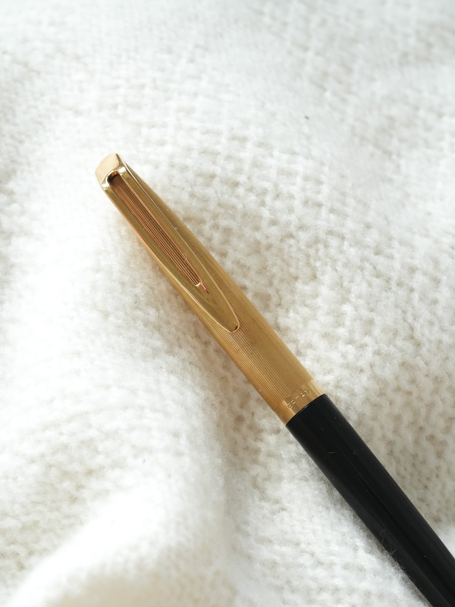 Waterman - Ballpoint pen rotating ballpoint pen CF MILLERAIES gold-plated and black - 1970s