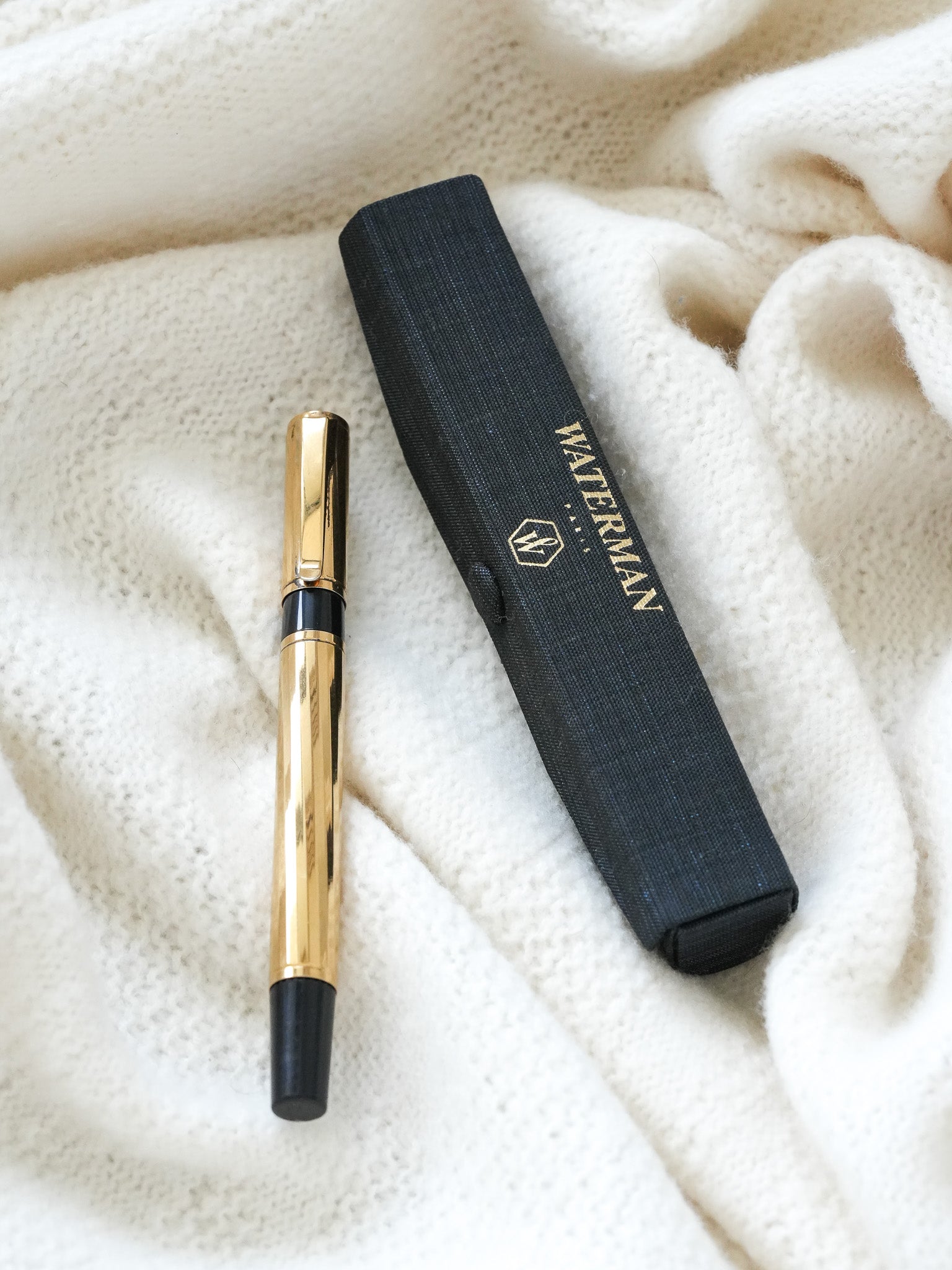 Waterman - Шариковая ручка Torsade с позолотой в футляре