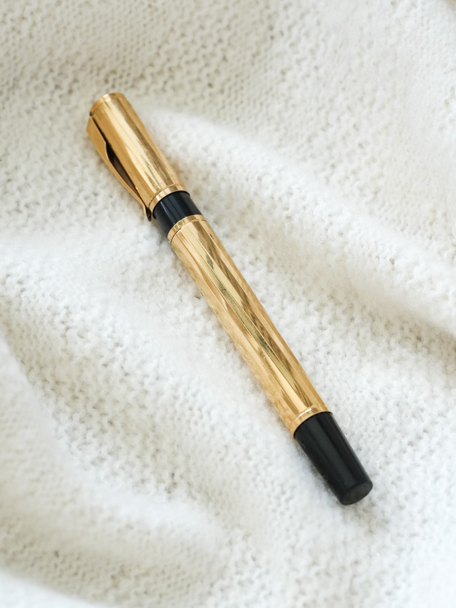 Waterman - Шариковая ручка Torsade с позолотой в футляре