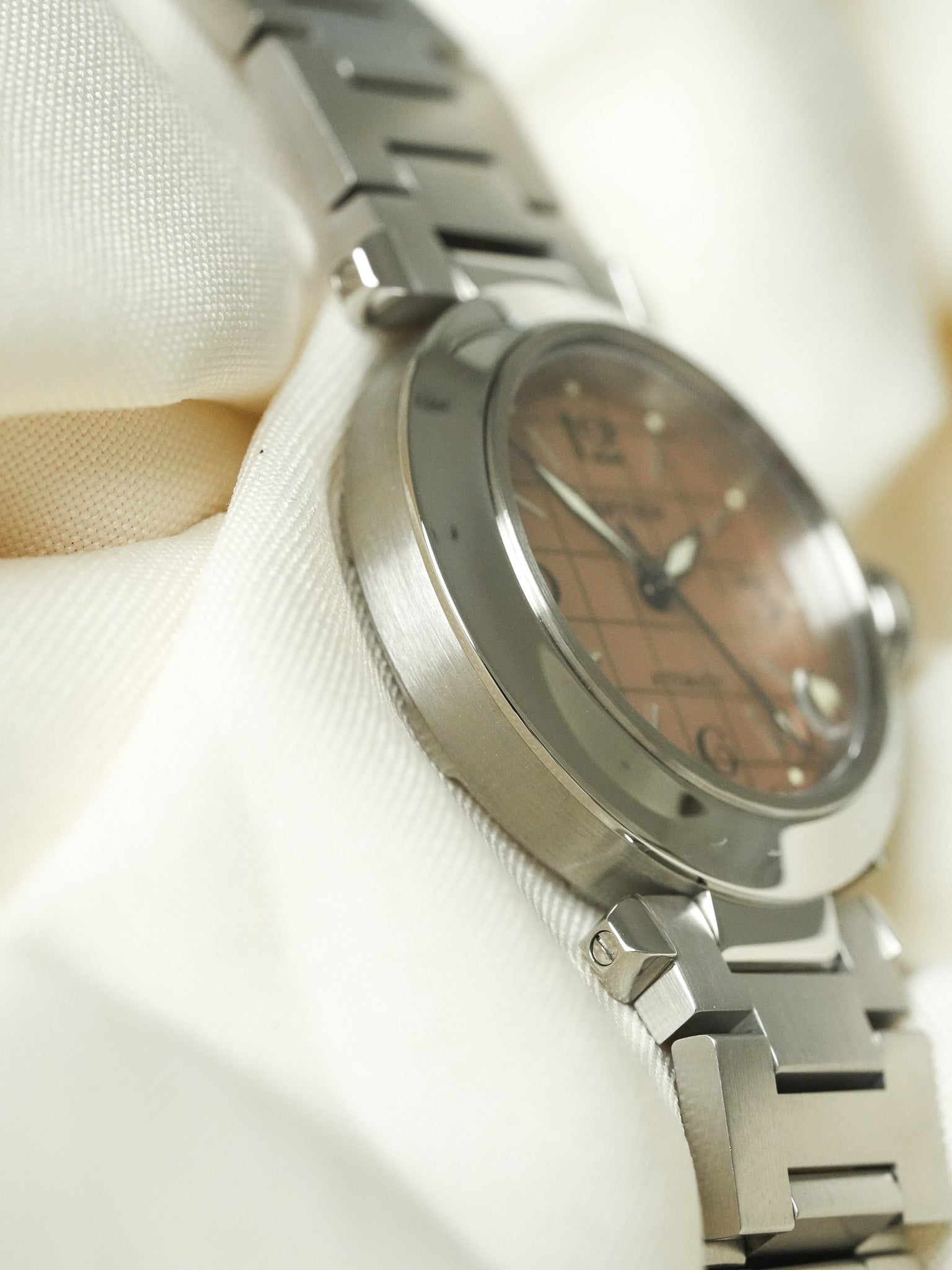 Cartier - Pasha 日期 35mm Cadra Saumon - 2000年代