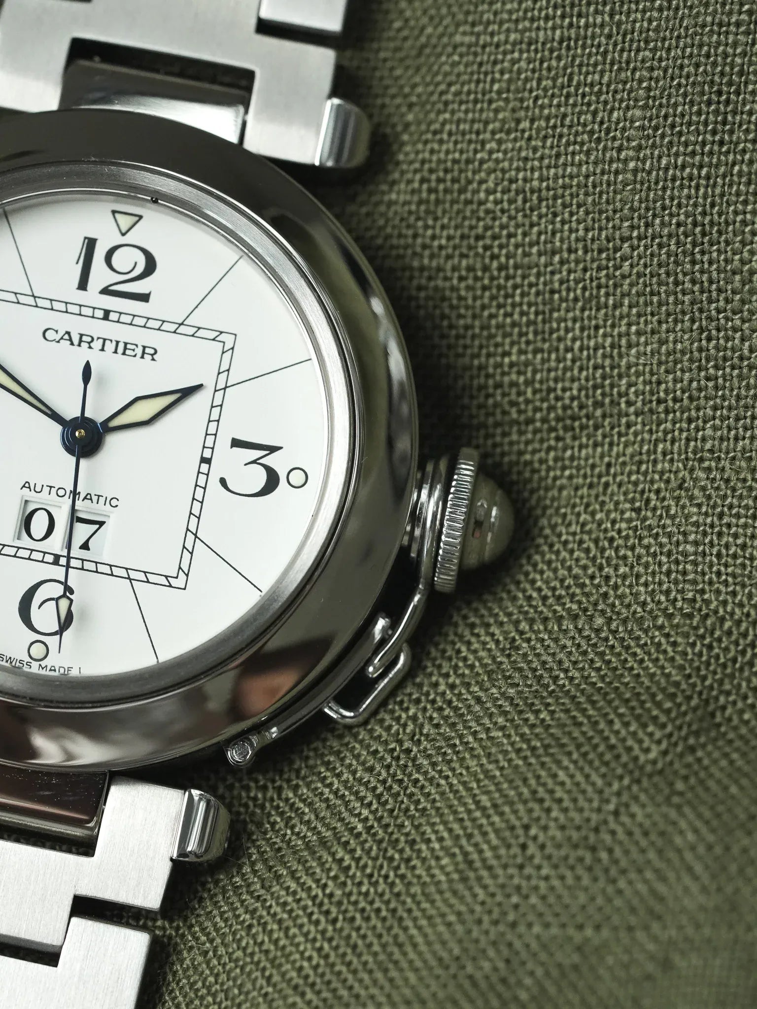 Cartier - Pasha 2475 Grande Date Blanc Acier 35mm - 2000s - Atelier Victor