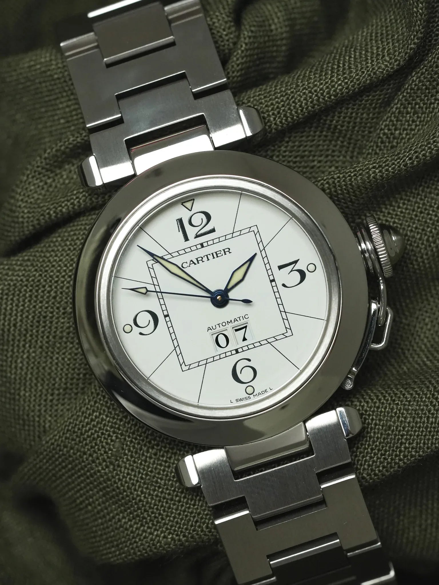 Cartier - Pasha 2475 Grande Date Blanc Acier 35mm - 2000s - Atelier Victor