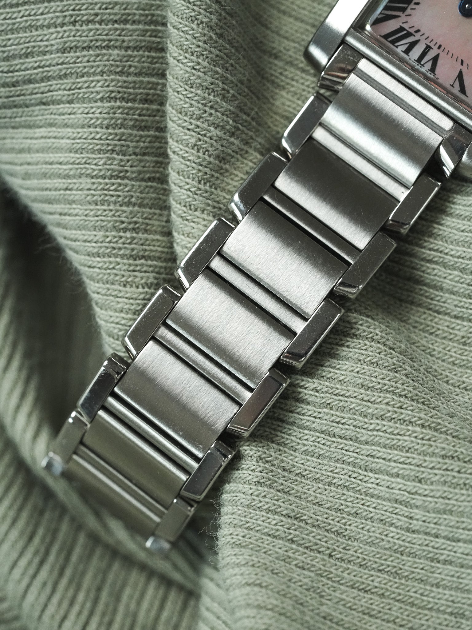 Cartier - Tank 法国 2384 钢 粉红色珍珠母表盘 - 2000年代