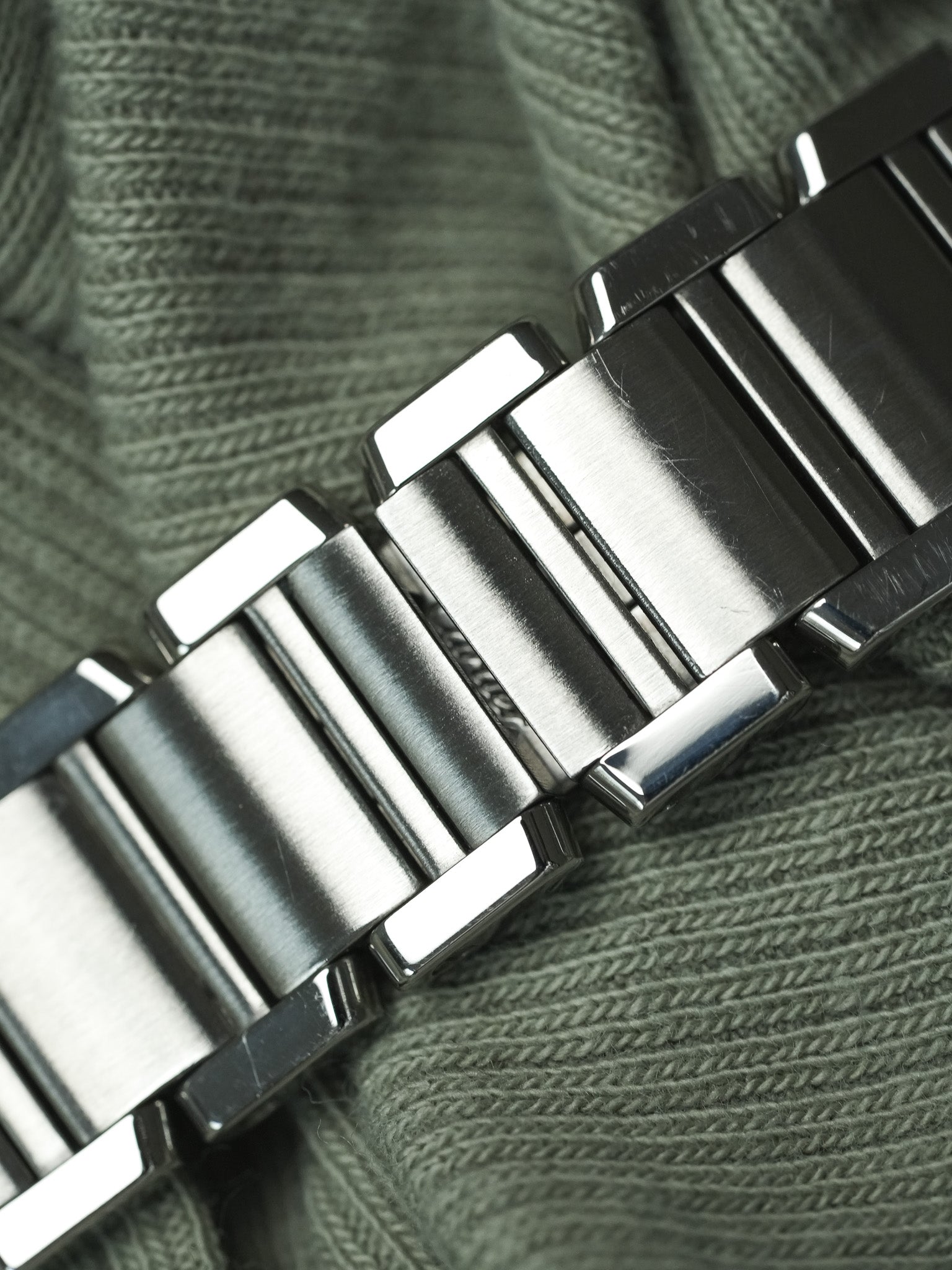 Cartier - Tank 法国 2384 钢 粉红色珍珠母表盘 - 2000年代