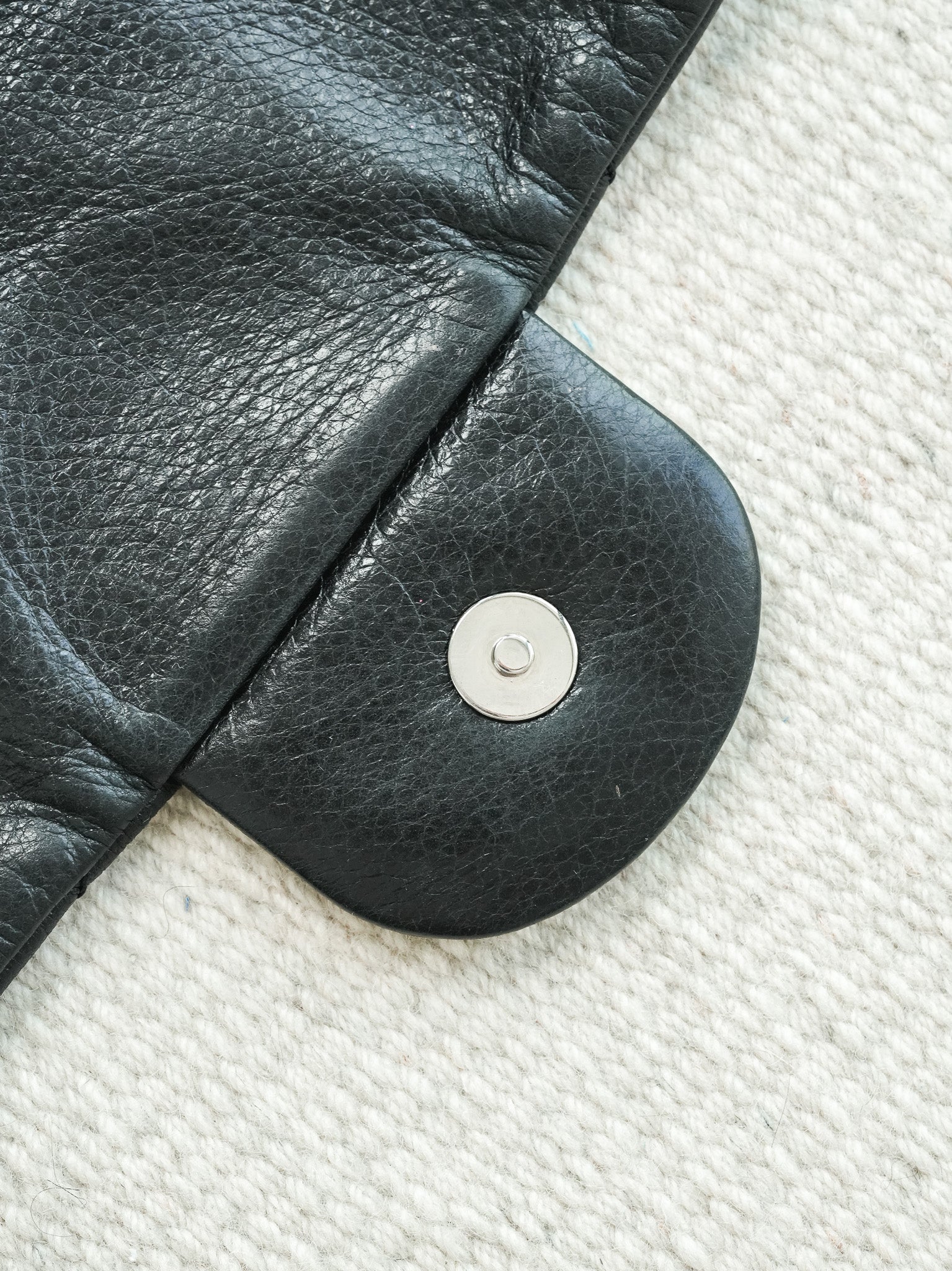 Borsa a Mano Chanel Trapuntata Vintage Pelle di Vitello Granulata Nera - Donna