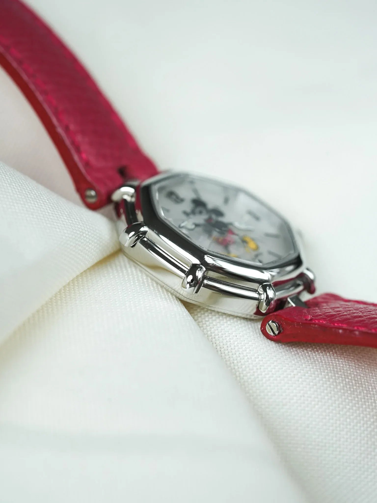 Gerald Genta - 米老鼠迪士尼 27mm 珍珠母贝刻面 - 1990s