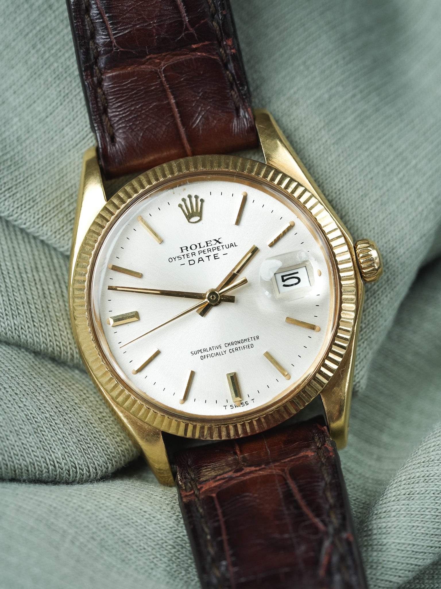 Rolex - Oyster Perpetual Date COSC ref. 1503 34мм Золото Жёлтое 18k Циферблат Шампань - 1965