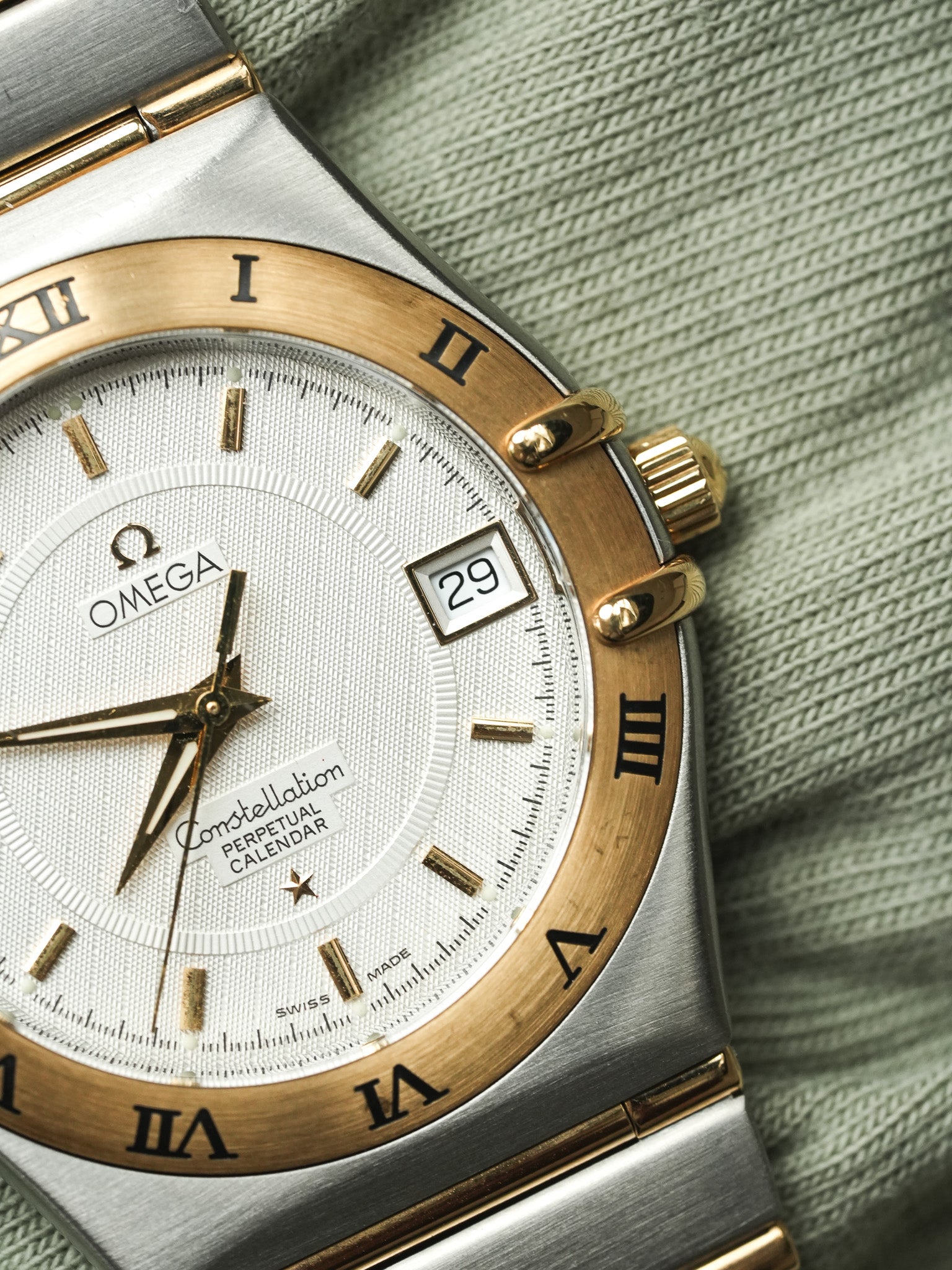 Omega - Constellation Manhattan Stahl Gold 18k Ewiger Kalender - 1990s