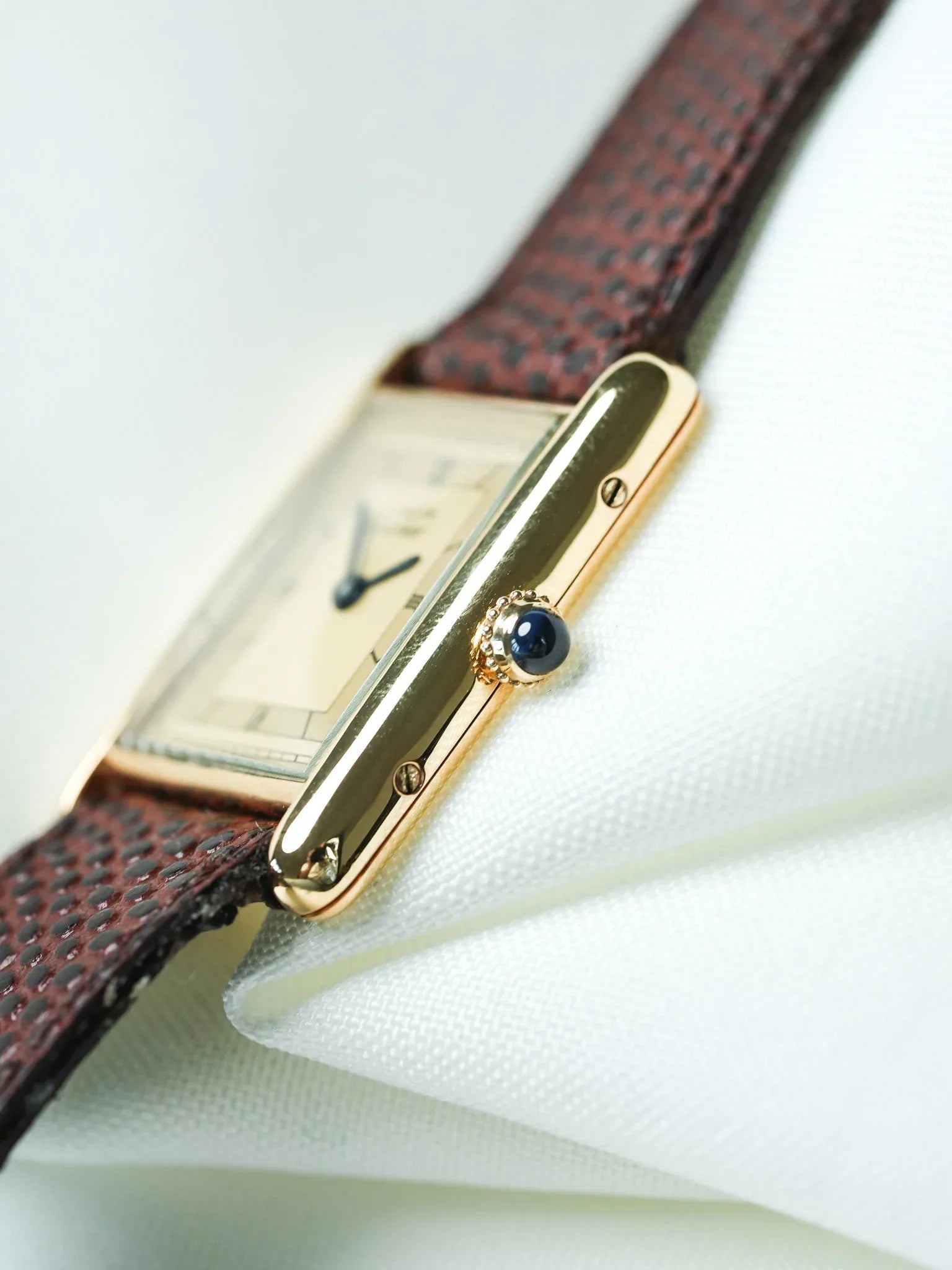 Cartier - Must 的 Cartier Tank 参考 590005 23x30 红金 石英 表盘 罗马 - 1980s