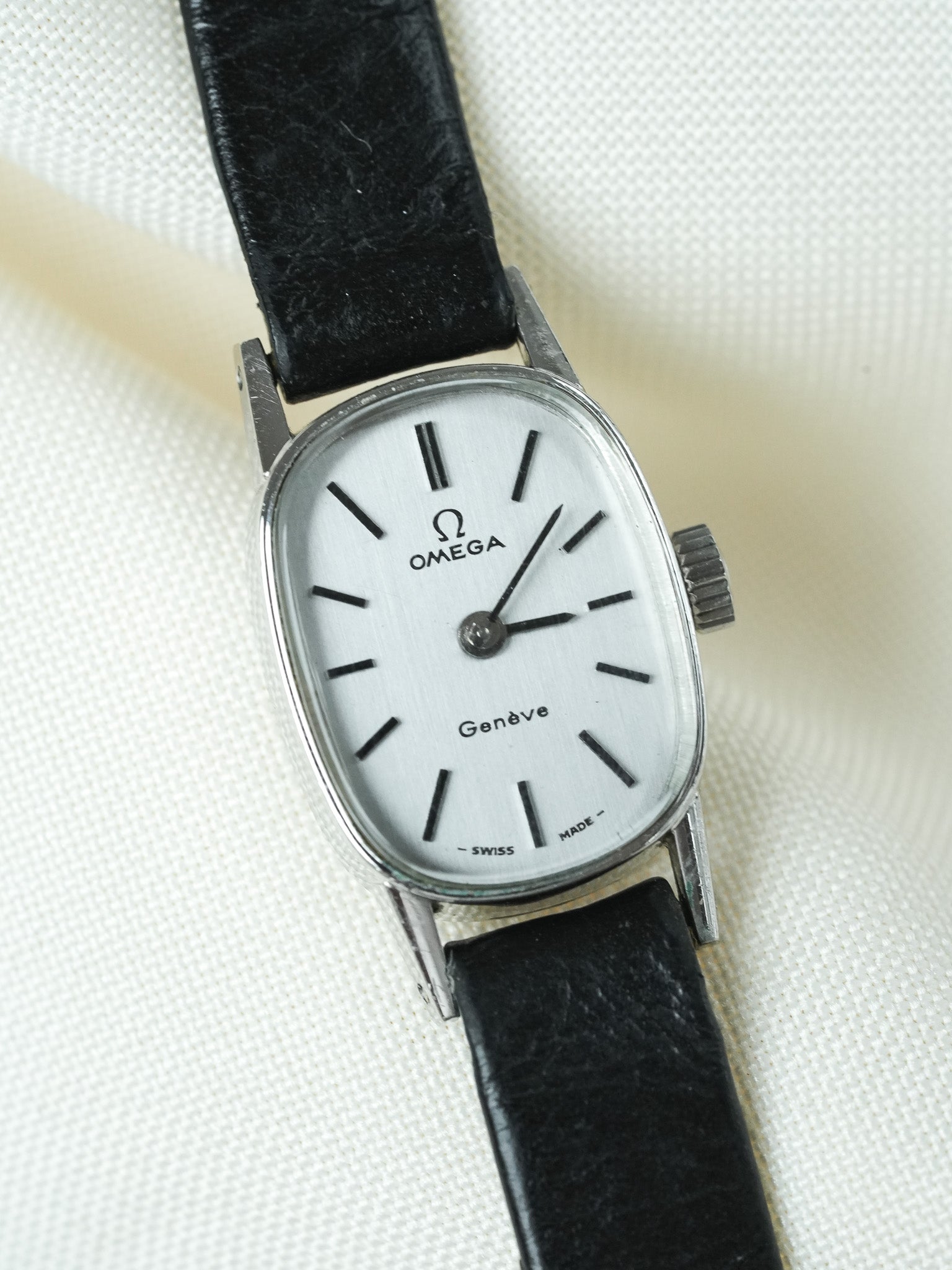 Omega - Genève. 511.454 Mini Ovale Quadrante acciaio bracciale originale - 1973