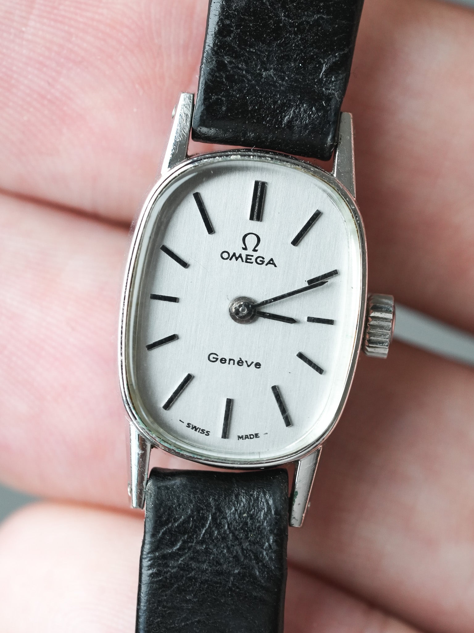 Omega - Genève. 511.454 Mini Ovale Quadrante acciaio bracciale originale - 1973