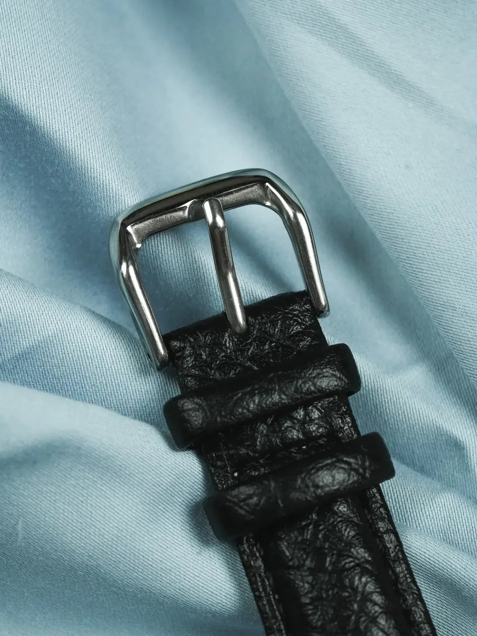 Luch - Schwarzes Zifferblatt Weiße Indizes - 1960s