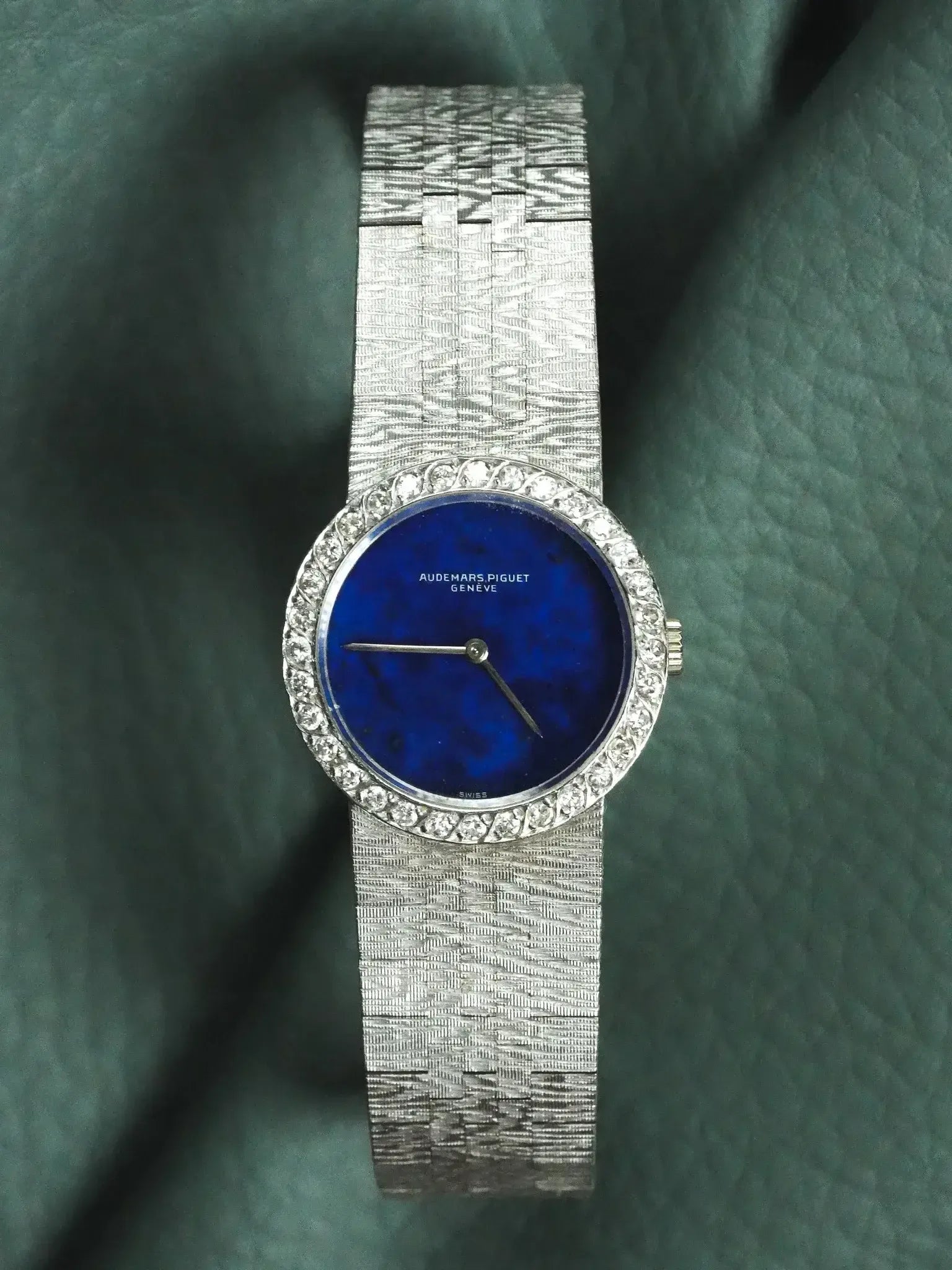Audemars Piguet - Or blanc 18K lapis lazuli diamants 23mm - 1980s - Atelier Victor