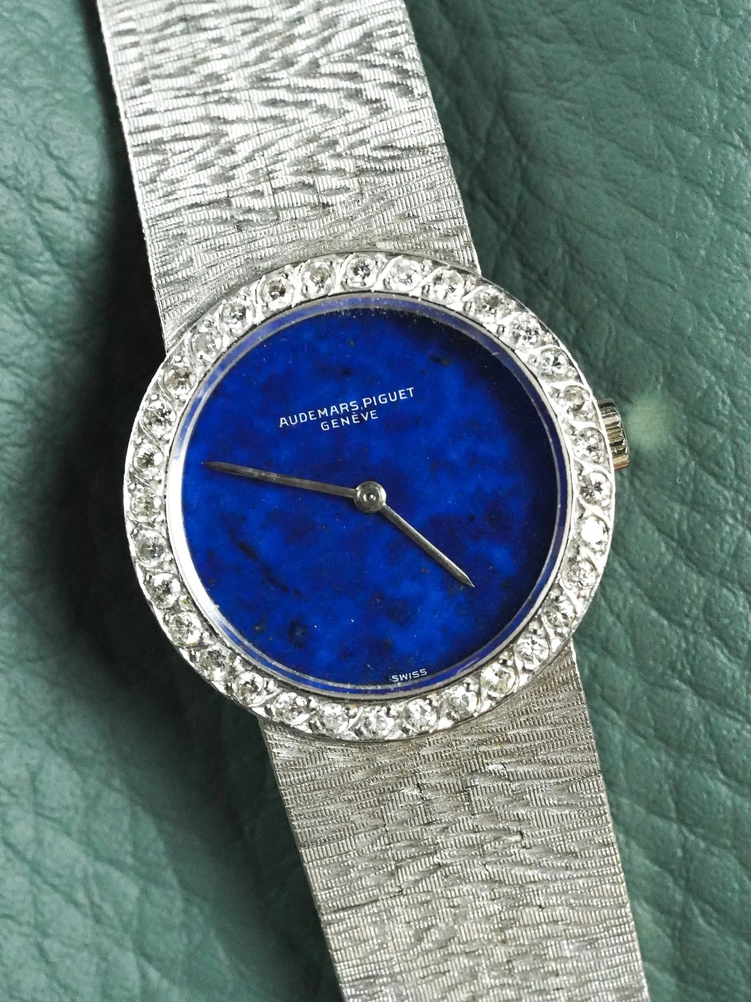 أوديمار بيجيه - ذهب أبيض عيار 18 لازورد ألماس 23 ملم - 1980s