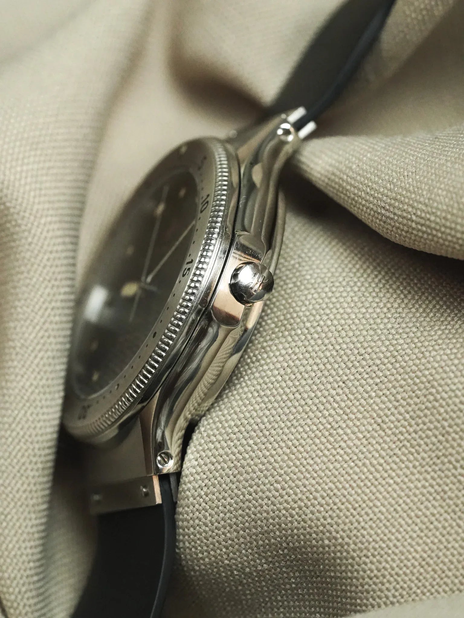 Hublot - MDM Acier Automatique Professionnal 300m - 1990s