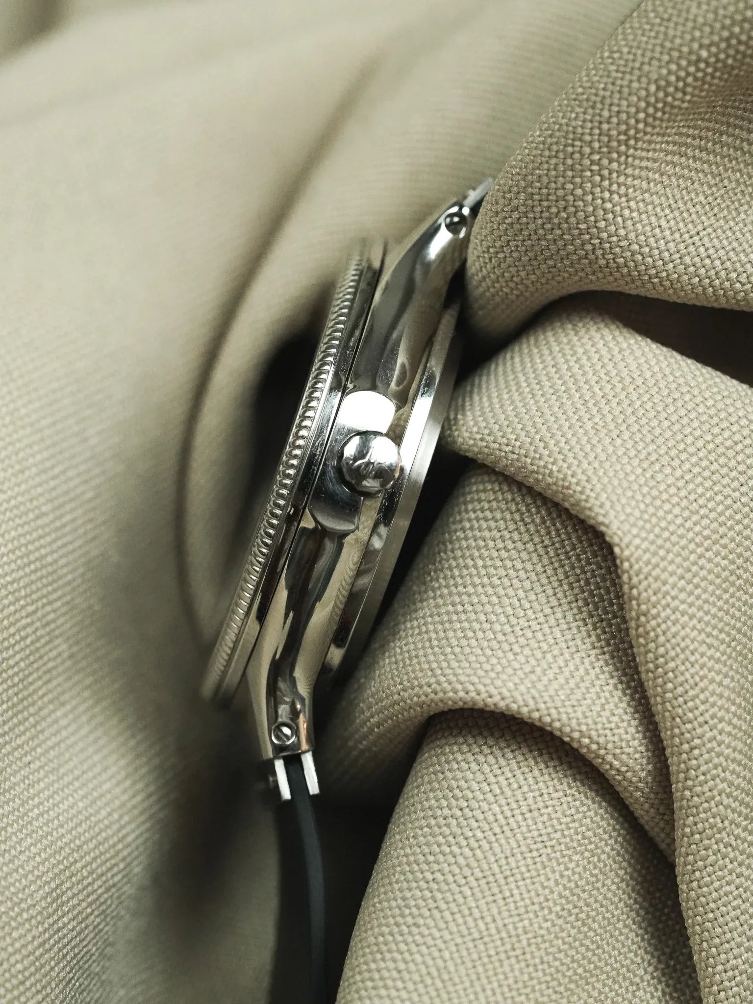 Hublot - MDM Acier Automatique Professionnal 300m - 1990s