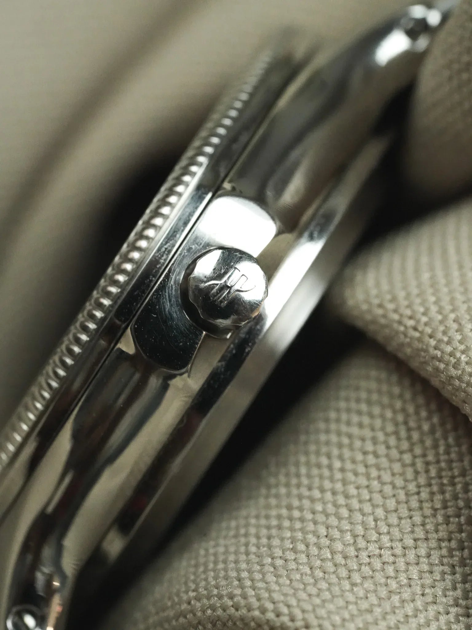 Hublot - MDM Acier Automatique Professionnal 300m - 1990s