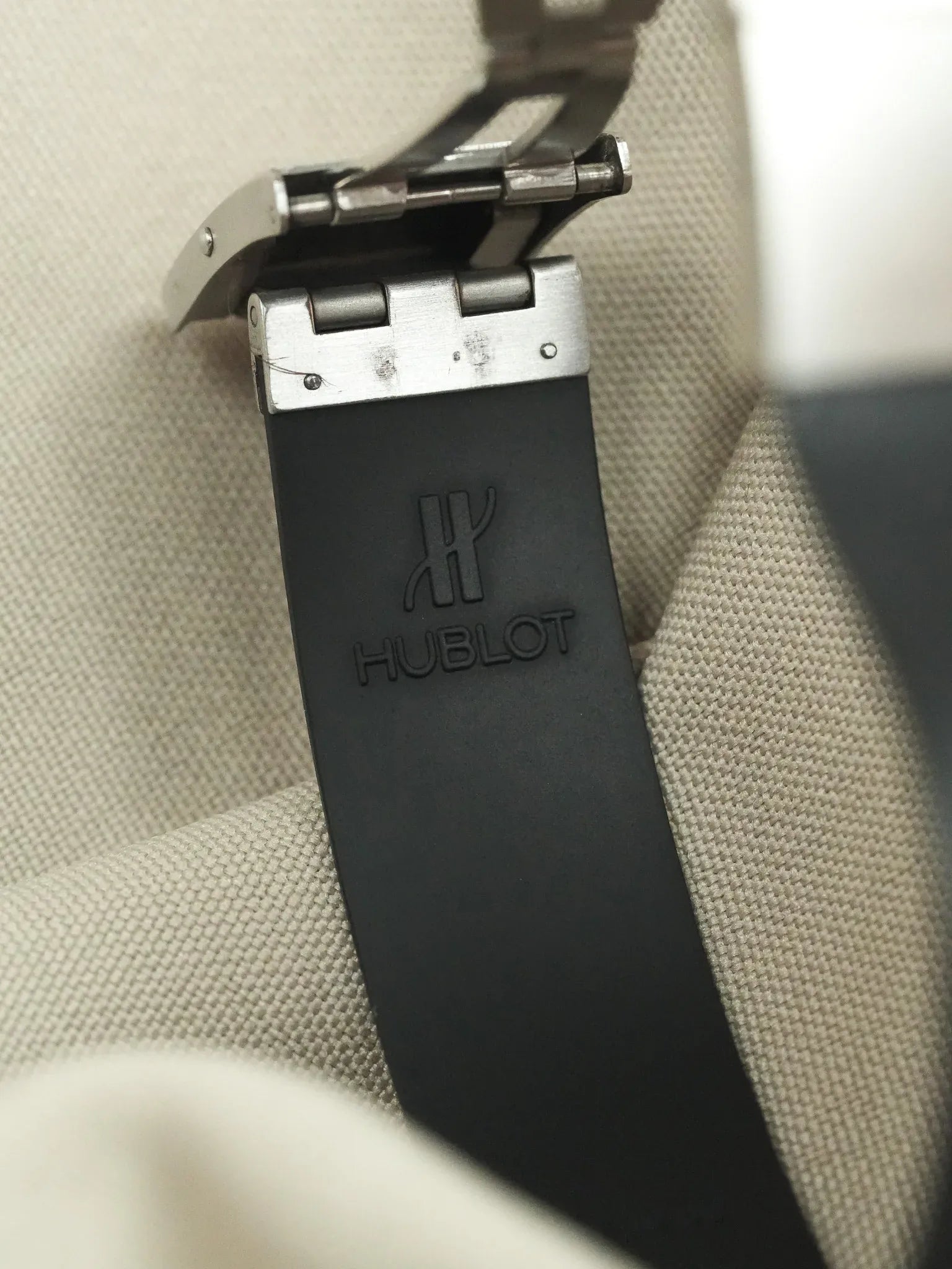 Hublot - MDM Acier Automatique Professionnal 300m - 1990s