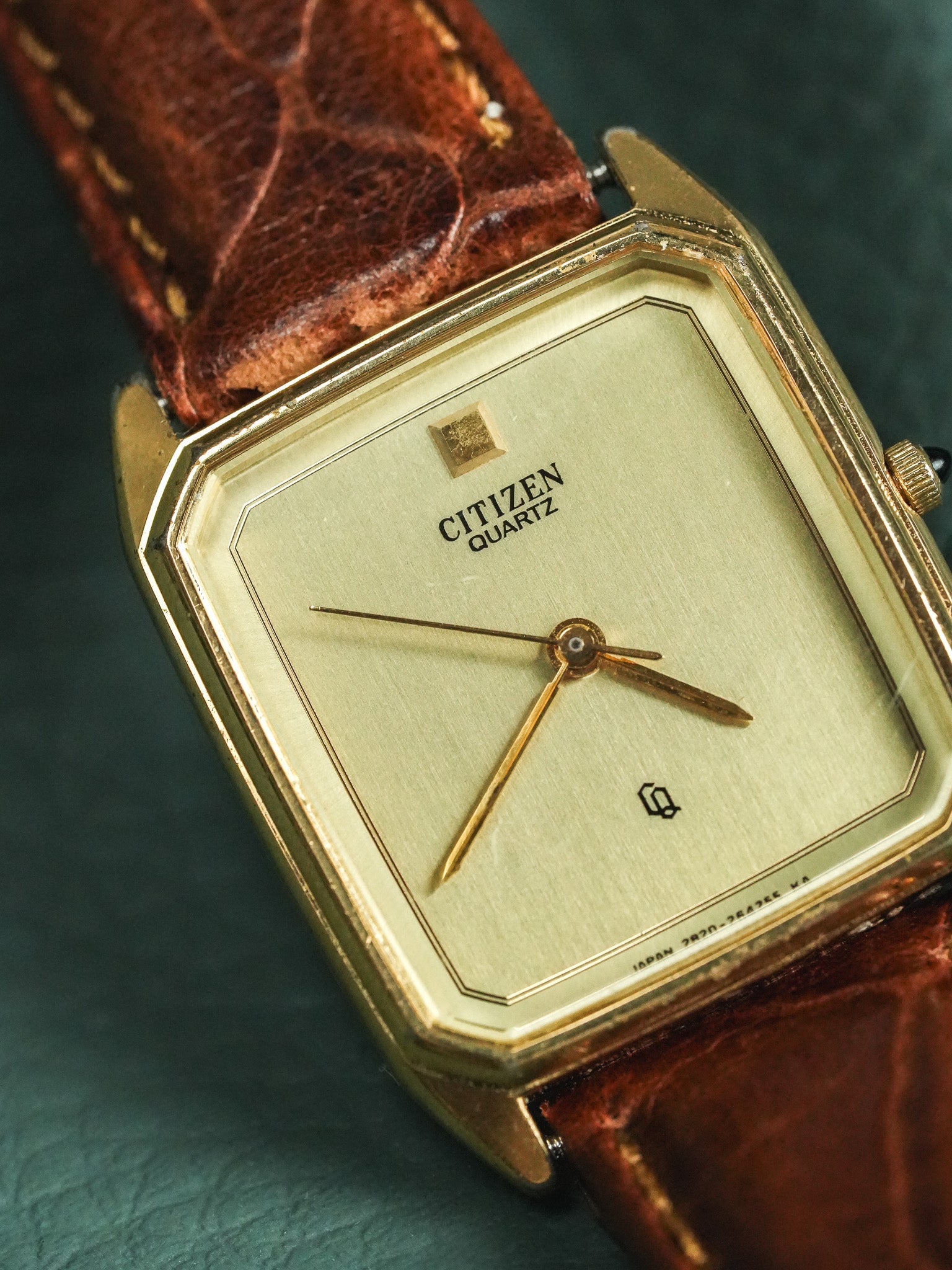 Citizen - Tank vintage Oro Cabochon - 1983