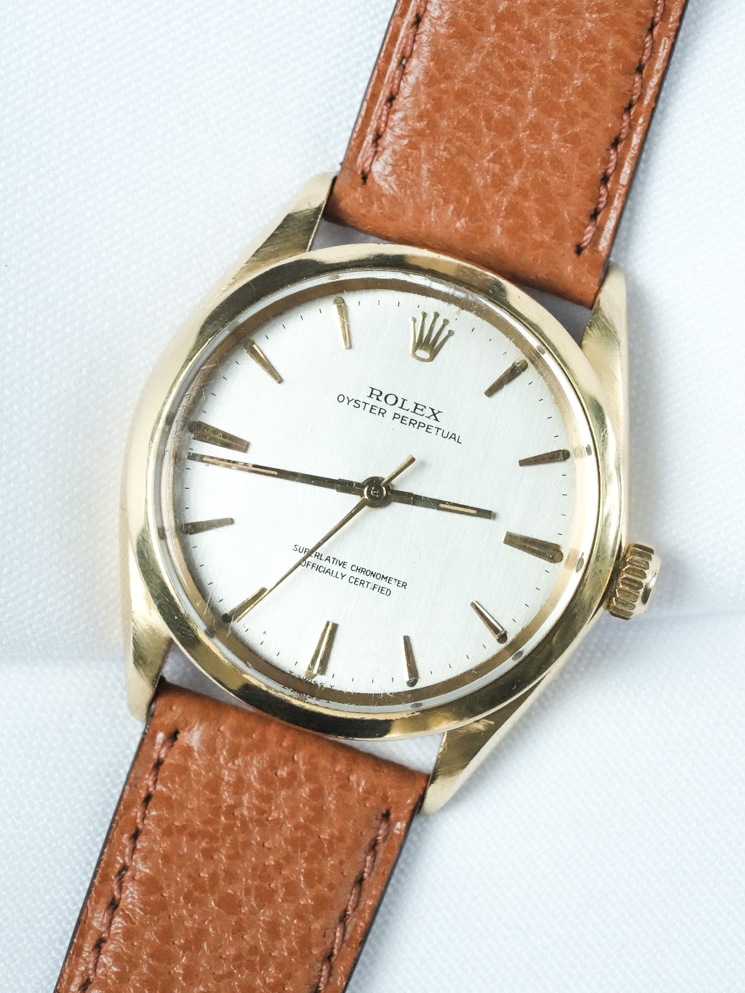 Rolex Oyster 1002 Vintage Watch - 34mm Yellow Gold 18k (1966)