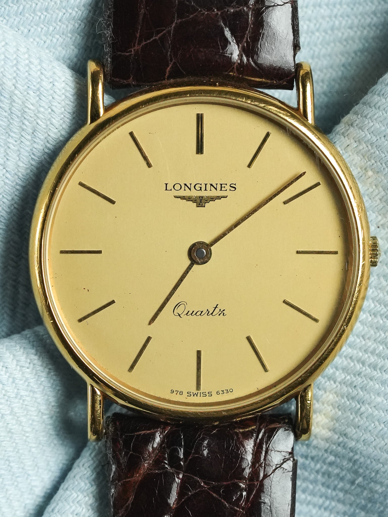 Longines - Ronde Extra plate Cadran Or Quartz - 1980s