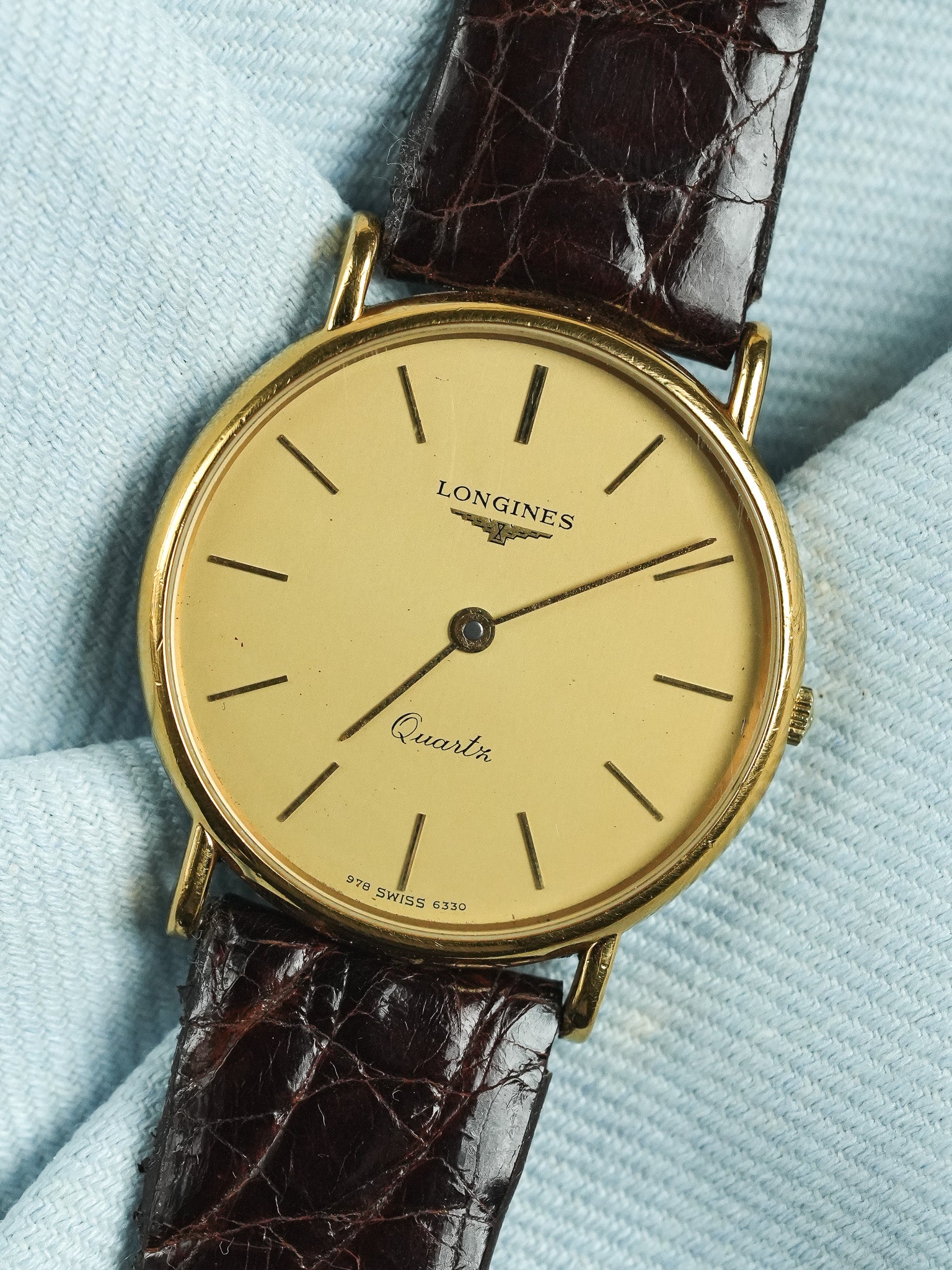 Longines - Ronde Extra plate Cadran Or Quartz - 1980s