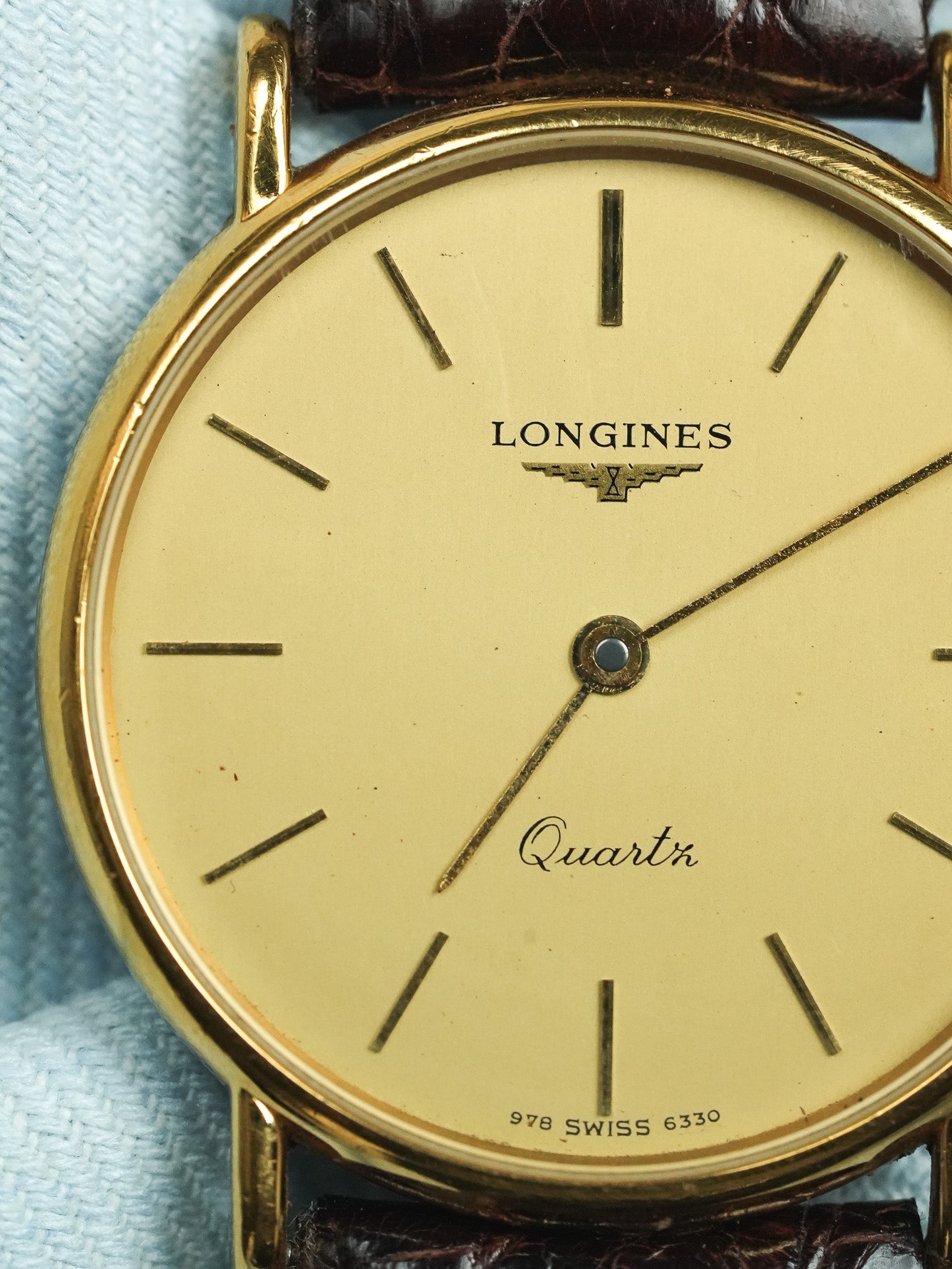 Longines - Ronde Extra plate Cadran Or Quartz - 1980s