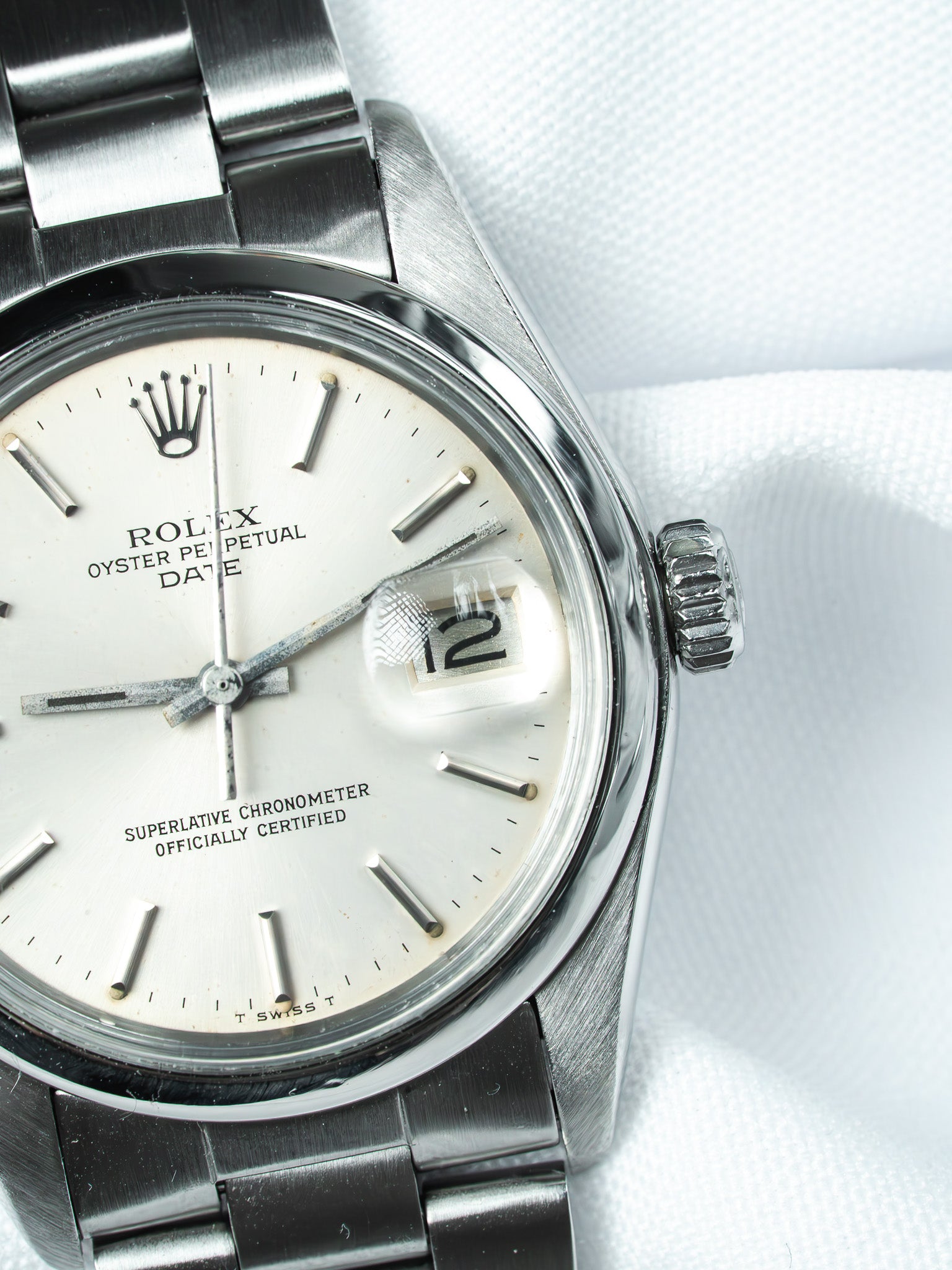 Vintage Rolex Oyster Perpetual Date 1500 Watch - 34mm Automatic Stainless Steel (1978)