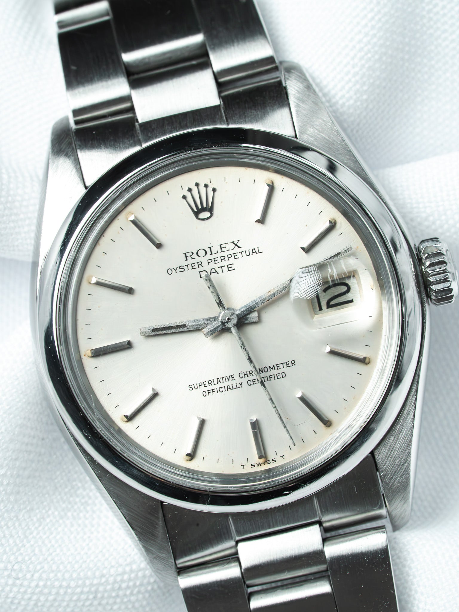 Vintage Rolex Oyster Perpetual Date 1500 Watch - 34mm Automatic Stainless Steel (1978)