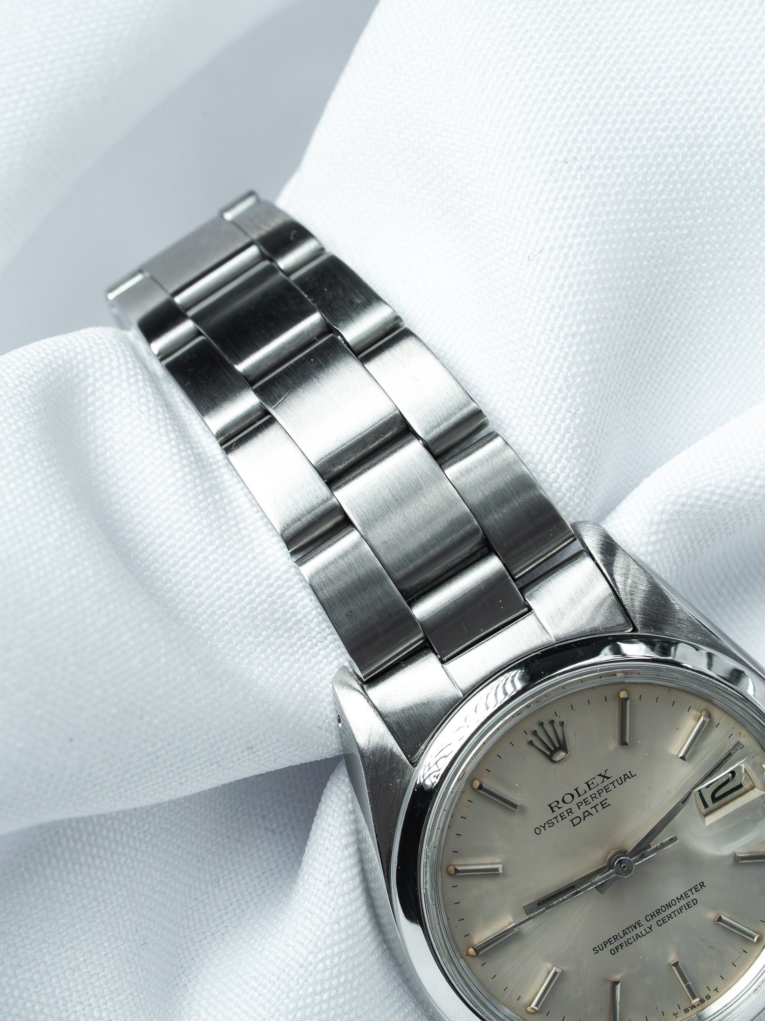 Vintage Rolex Oyster Perpetual Date 1500 Watch - 34mm Automatic Stainless Steel (1978)