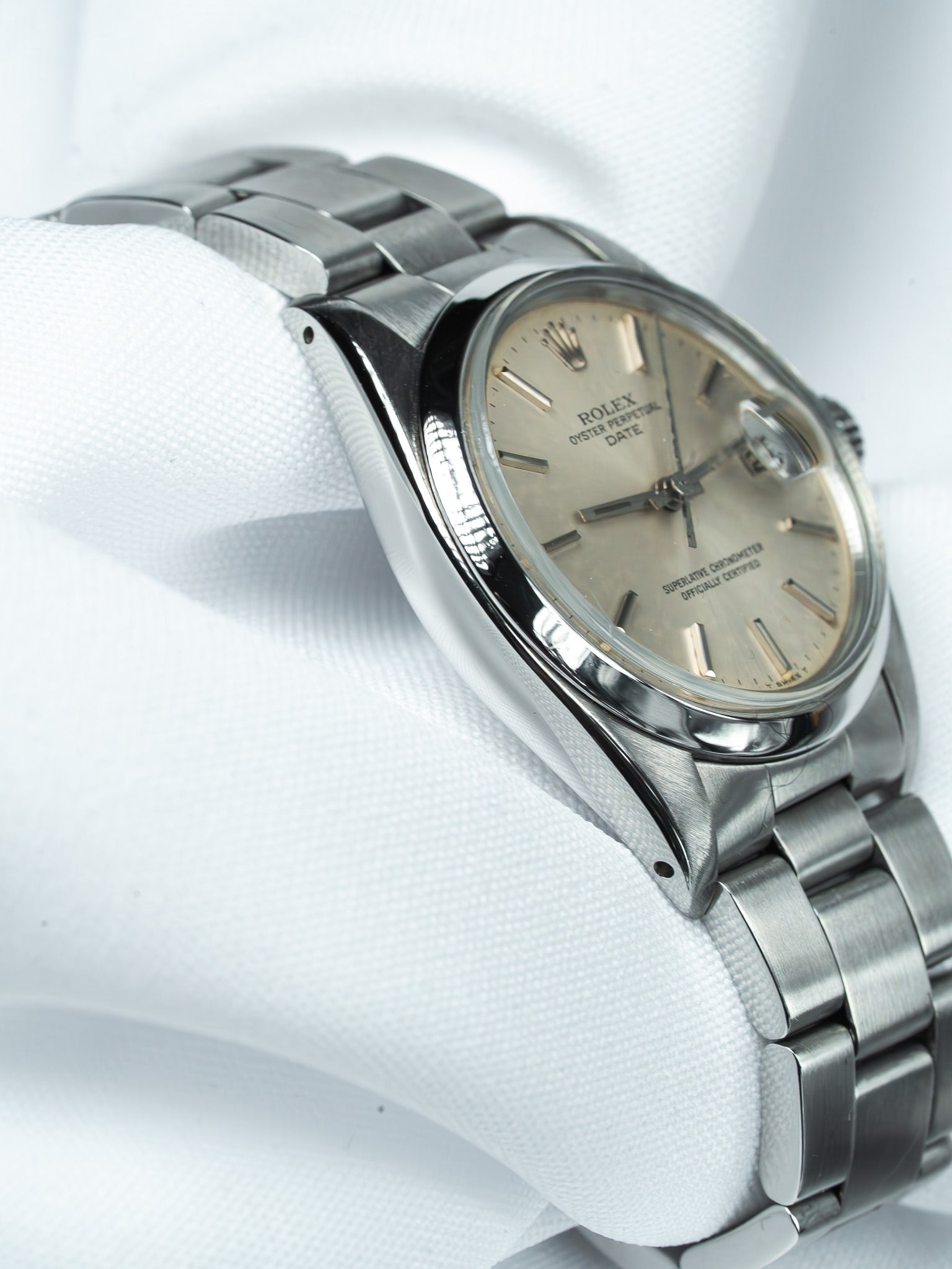 Vintage Rolex Oyster Perpetual Date 1500 Watch - 34mm Automatic Stainless Steel (1978)