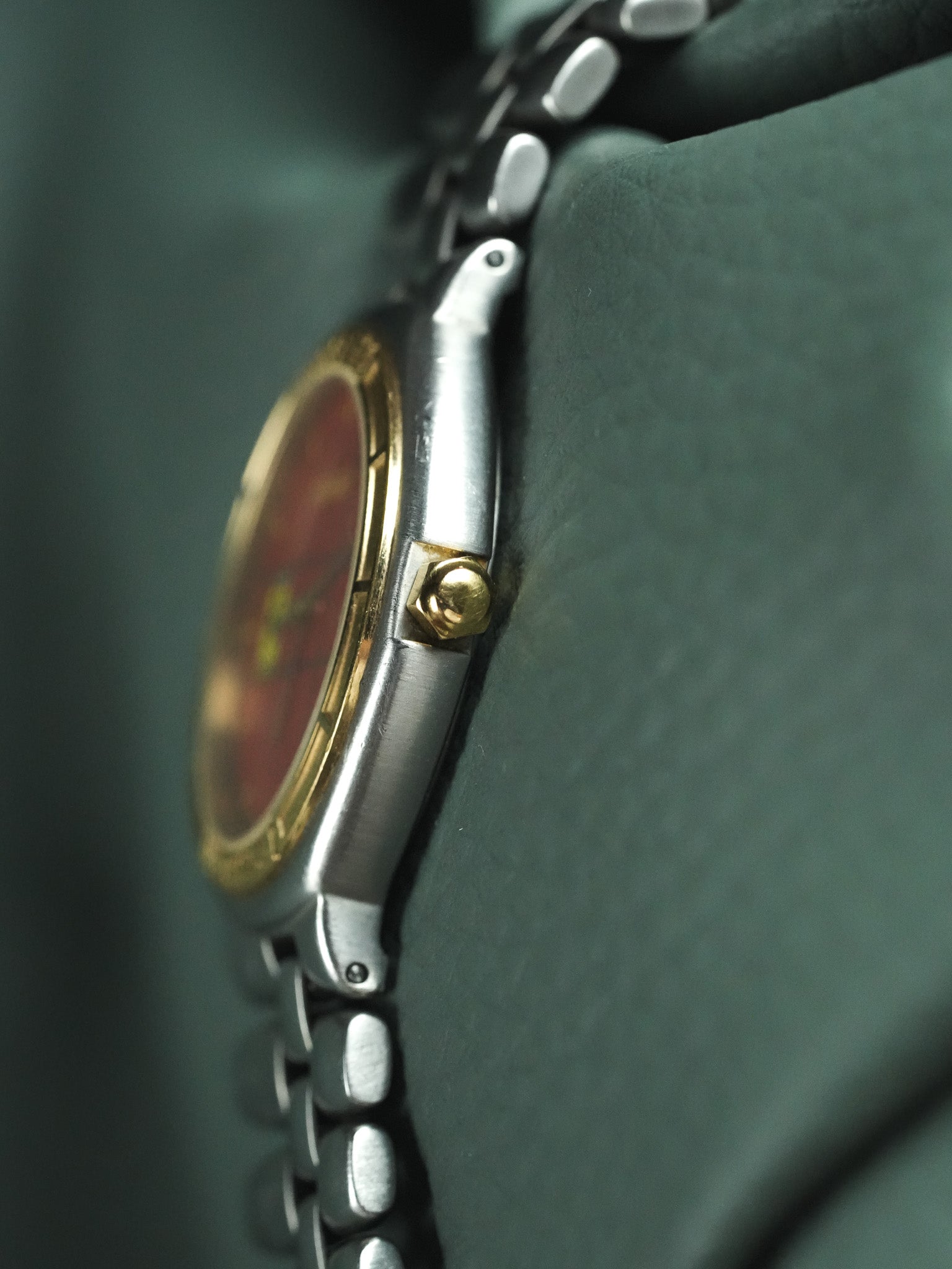 Ferrari x Cartier - Stahl Gold Quadratisches Rotes Zifferblatt - 1980s