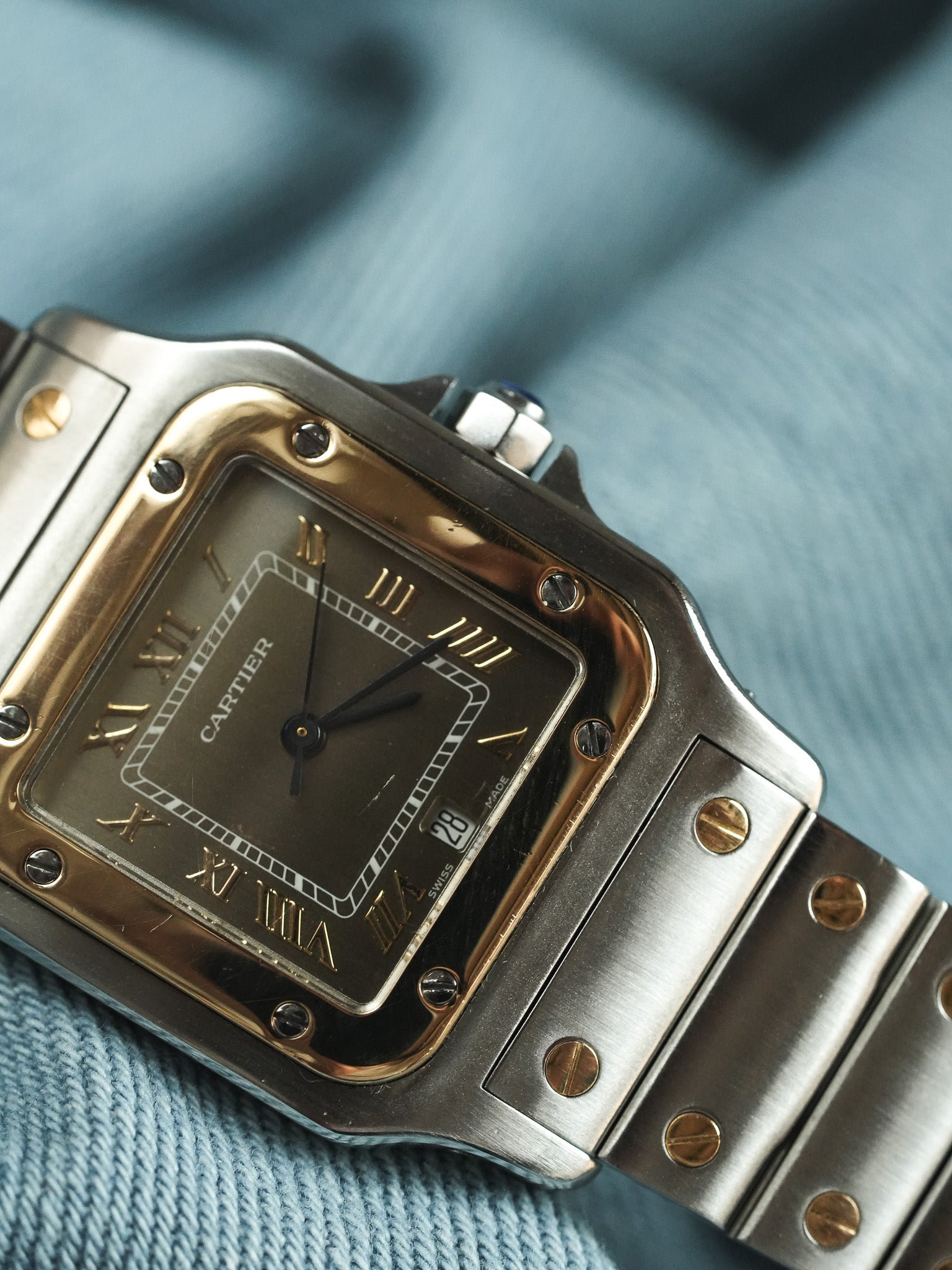 Cartier - Santos Curved 1566 Steel Gold Taupe Dial 29mm - 1990s