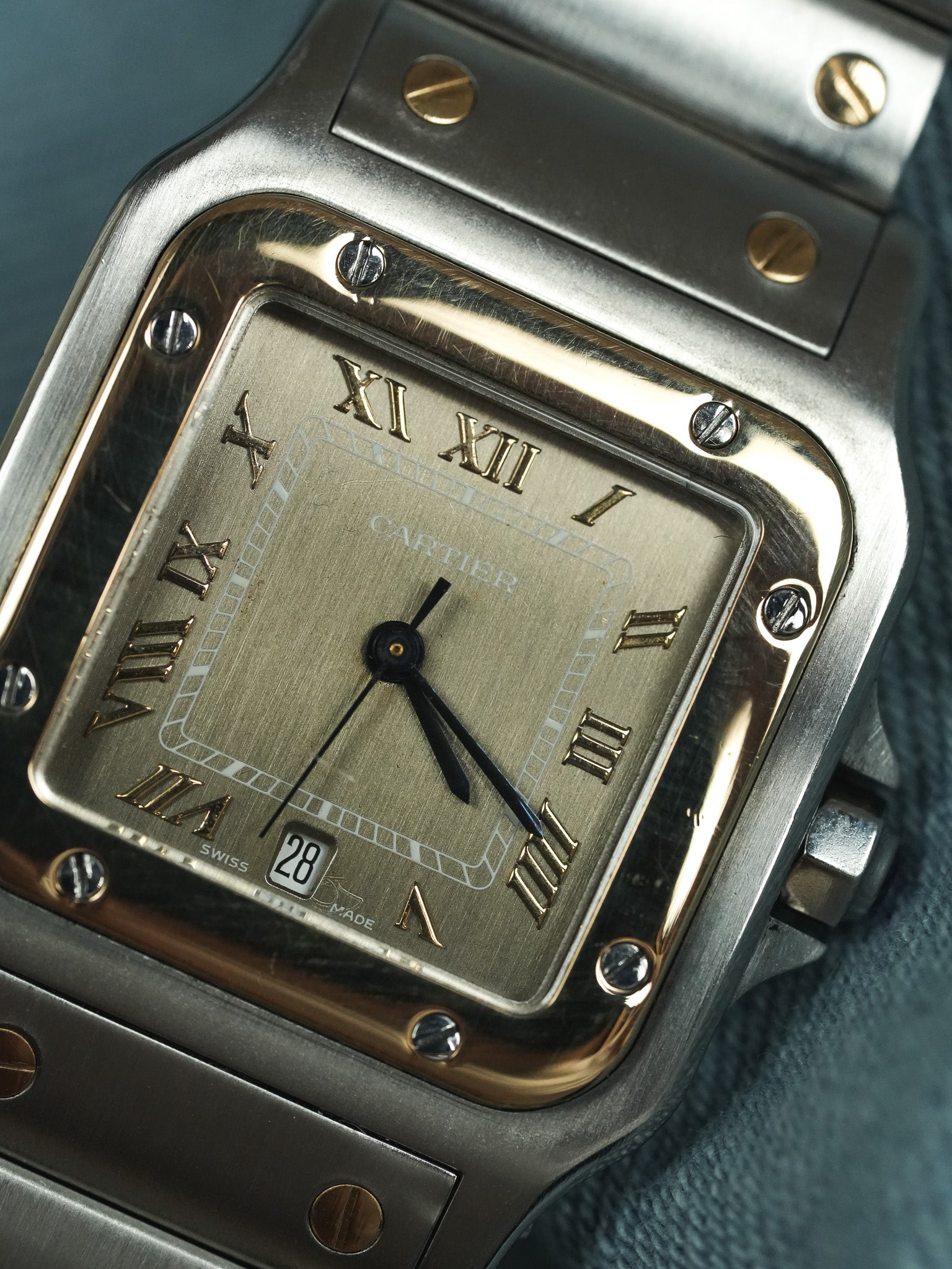 Cartier - Santos Curved 1566 Steel Gold Taupe Dial 29mm - 1990s